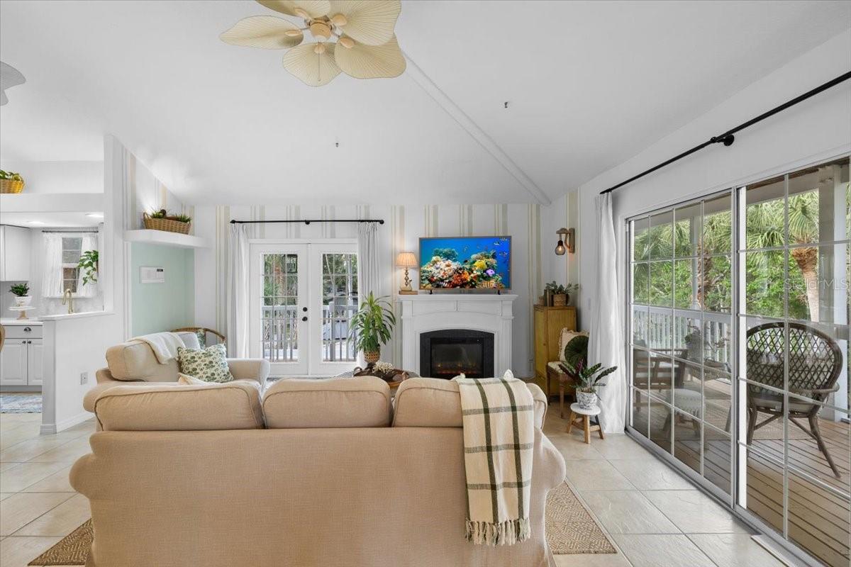 Image 17 of 70 For 6093 Avenue Of The Palms