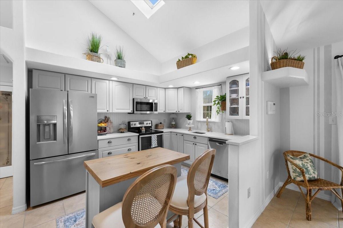 Image 20 of 70 For 6093 Avenue Of The Palms