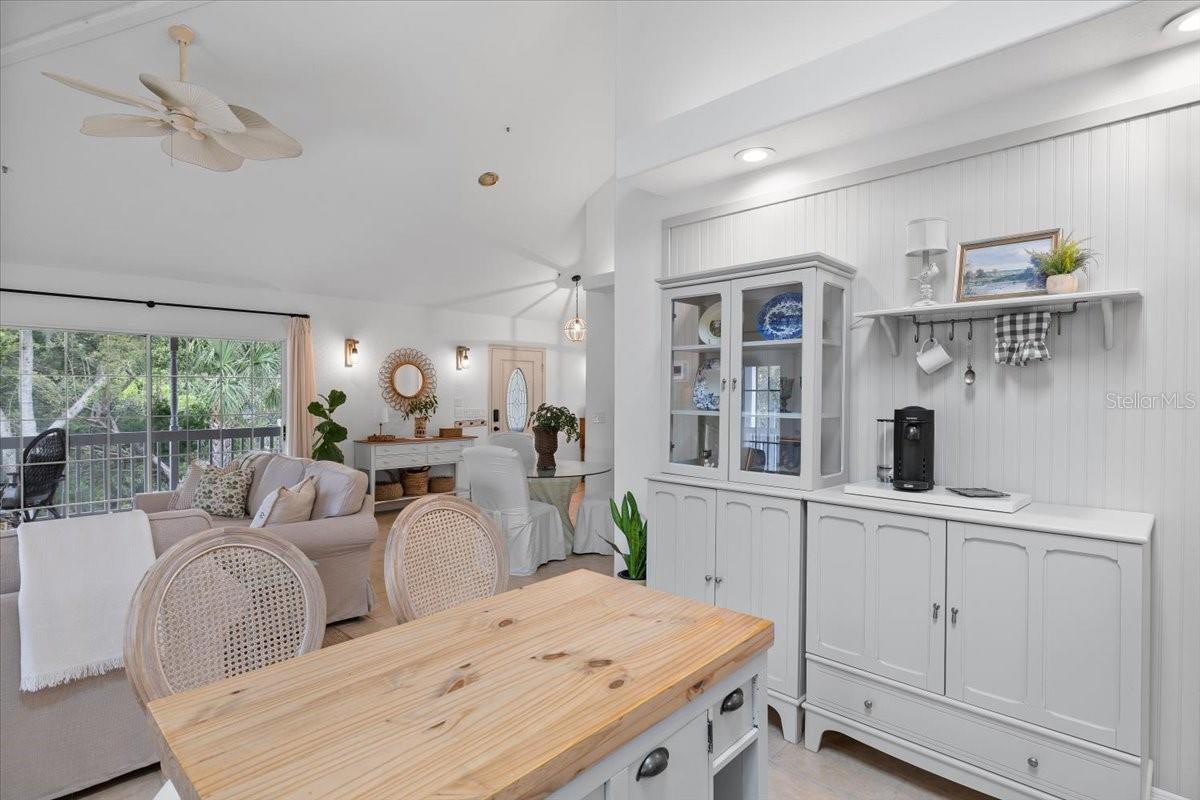 Image 21 of 70 For 6093 Avenue Of The Palms