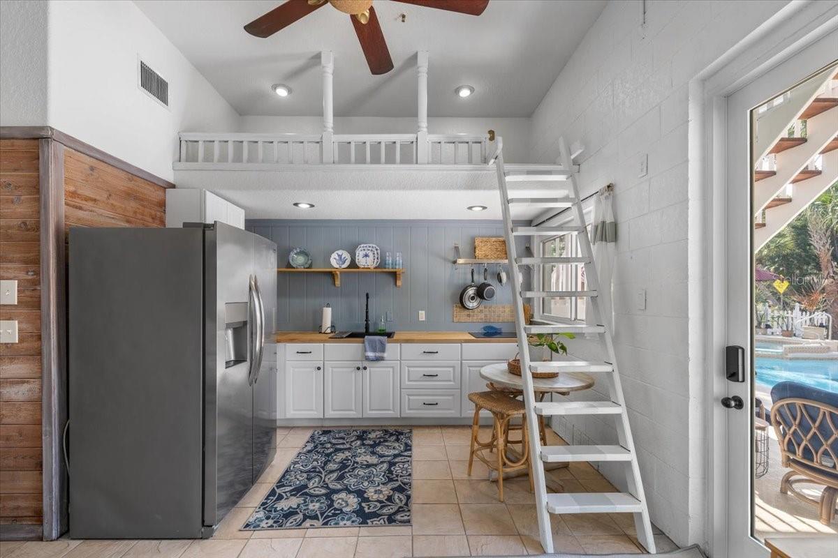 Image 50 of 70 For 6093 Avenue Of The Palms