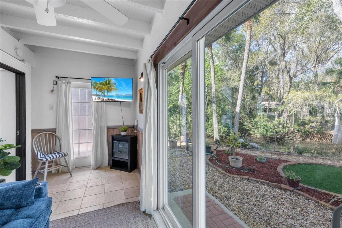 Image 54 of 70 For 6093 Avenue Of The Palms