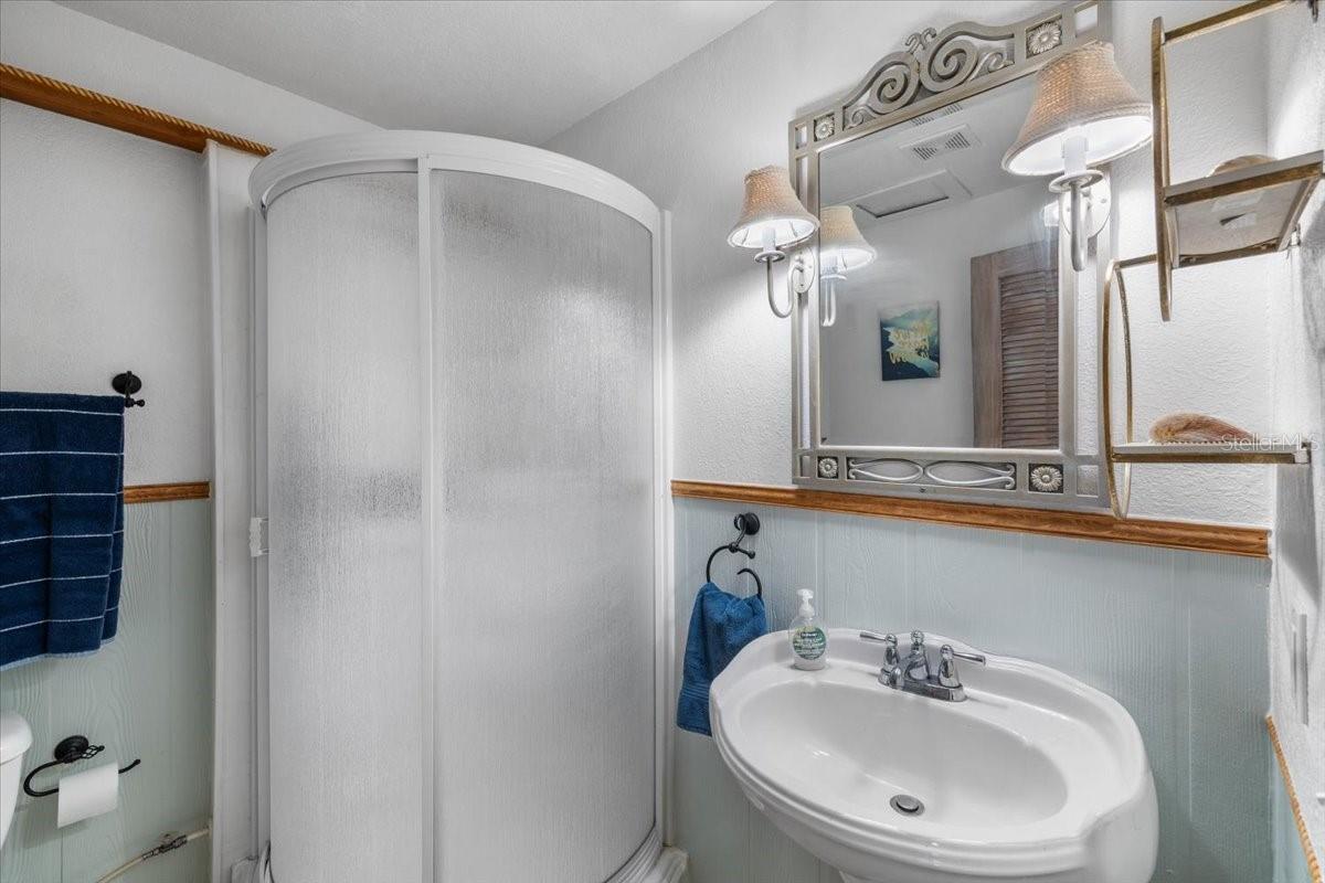 Image 55 of 70 For 6093 Avenue Of The Palms