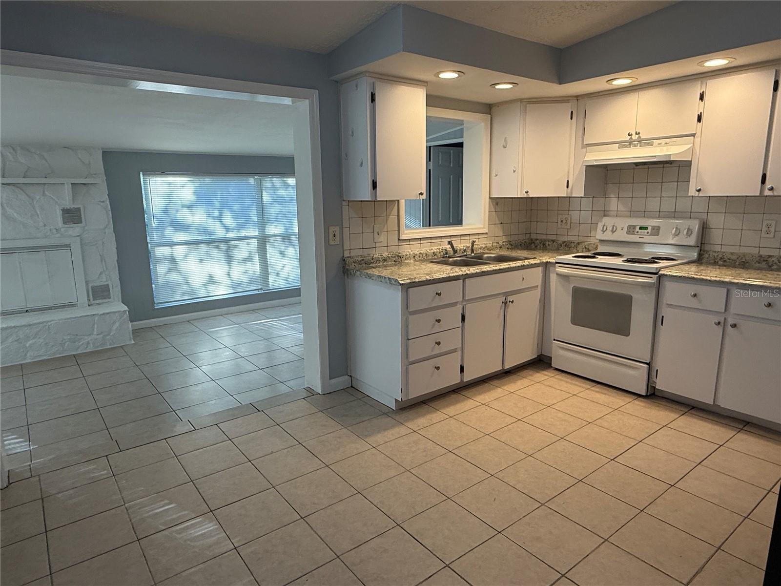 Image 7 of 12 For 4117 Highland Loop