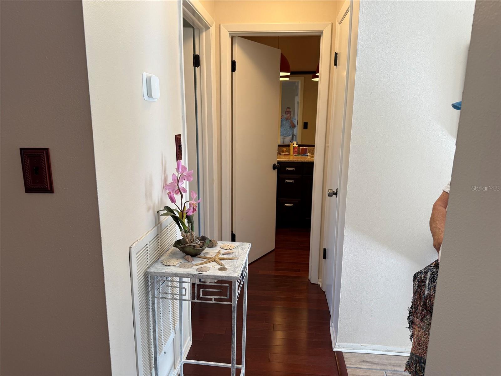 Image 10 of 19 For 1706 Belleair Forest Drive 226