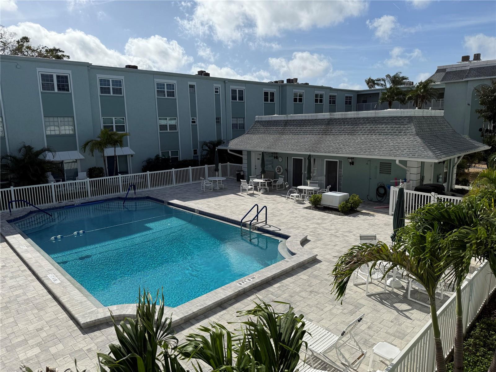 Image 18 of 19 For 1706 Belleair Forest Drive 226