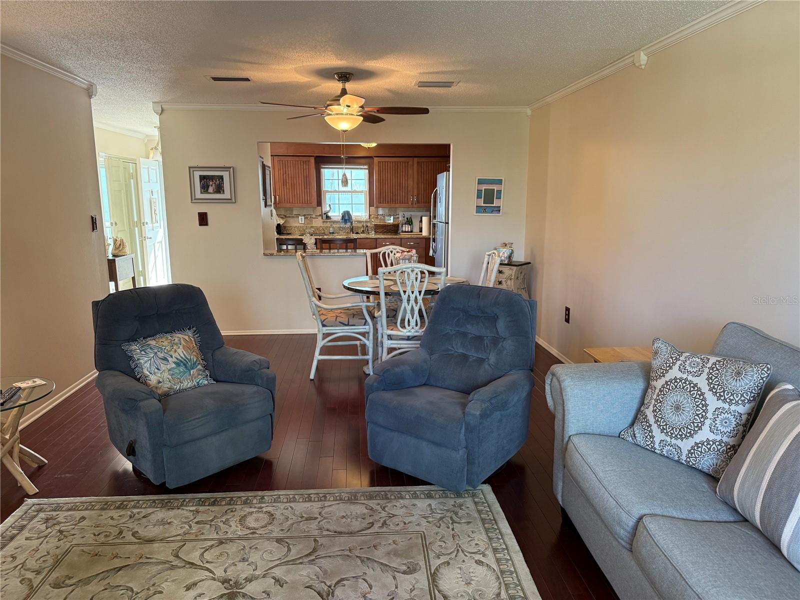 Image 5 of 19 For 1706 Belleair Forest Drive 226