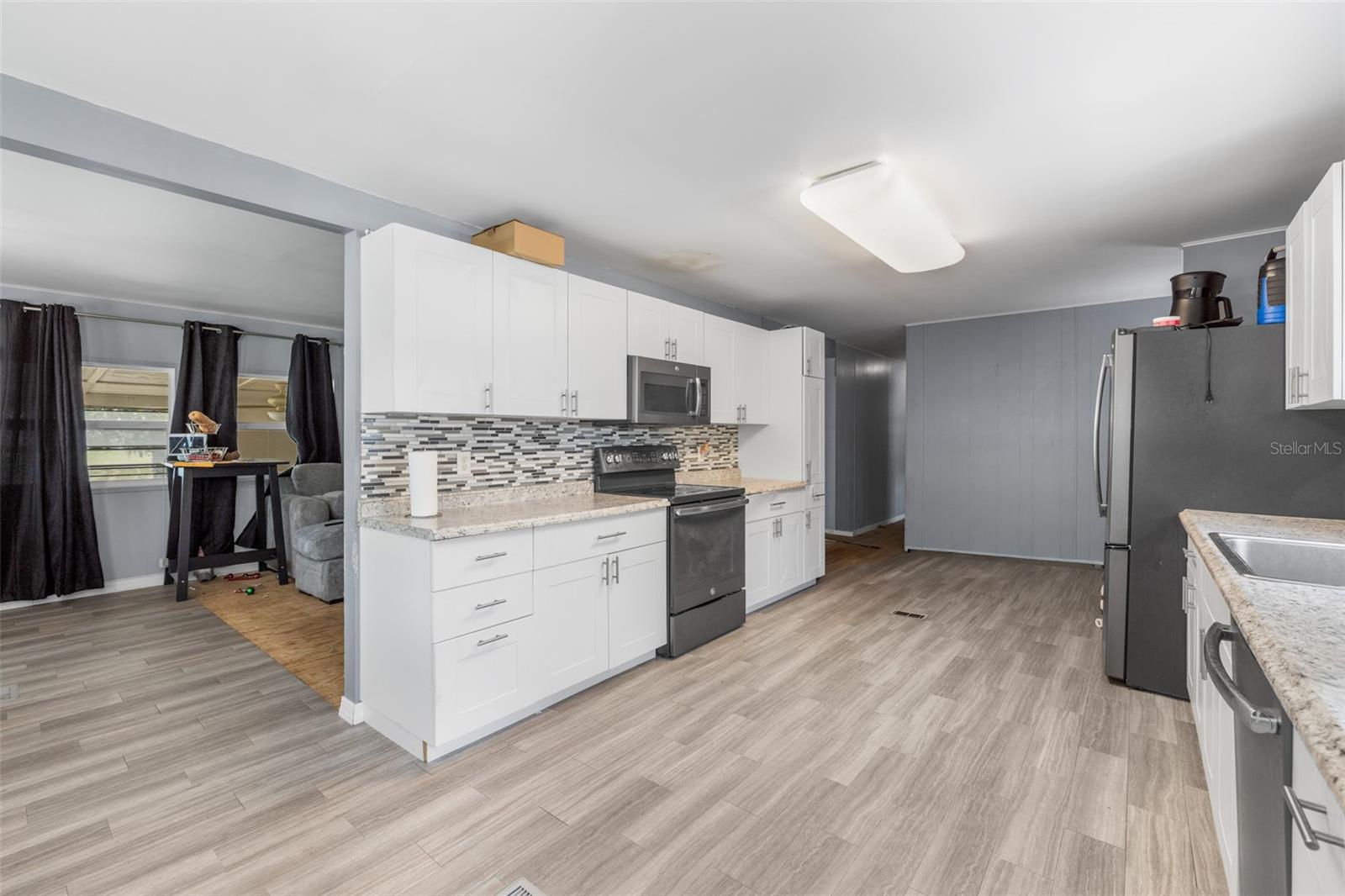 Image 5 of 33 For 3822 Alice Drive