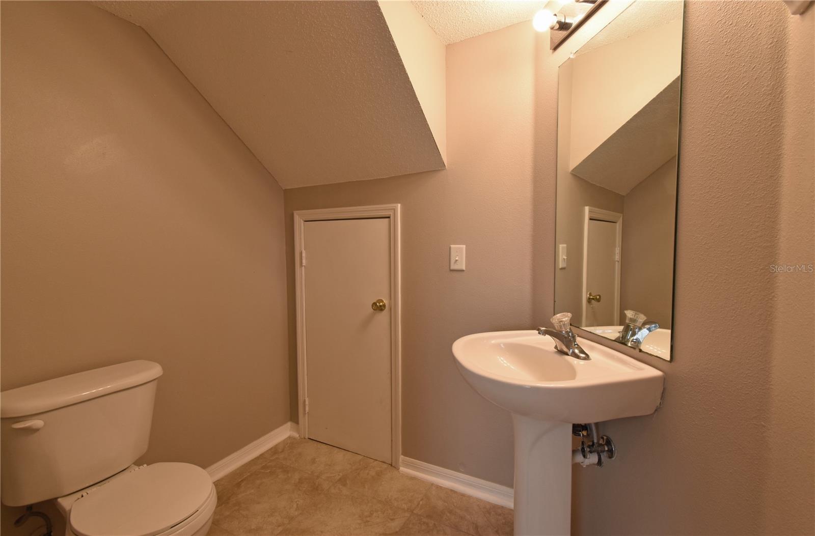 Image 14 of 32 For 4077 Dolphin Drive