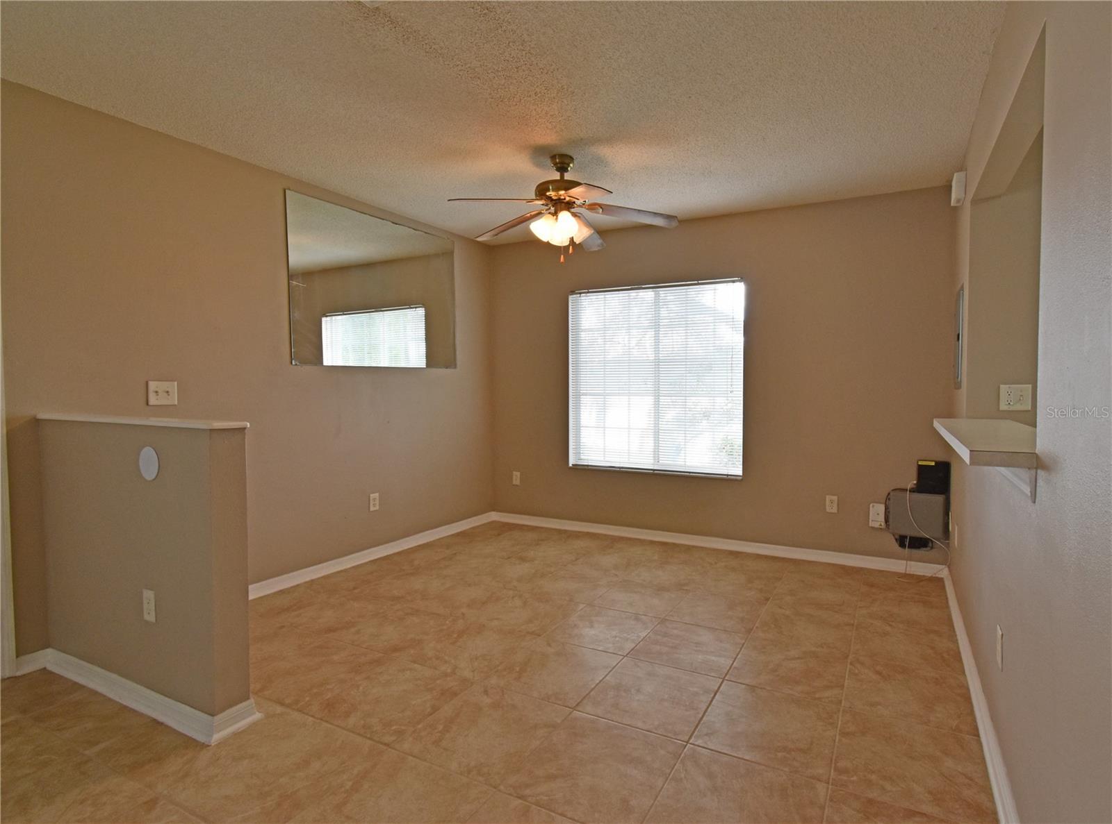 Image 15 of 32 For 4077 Dolphin Drive