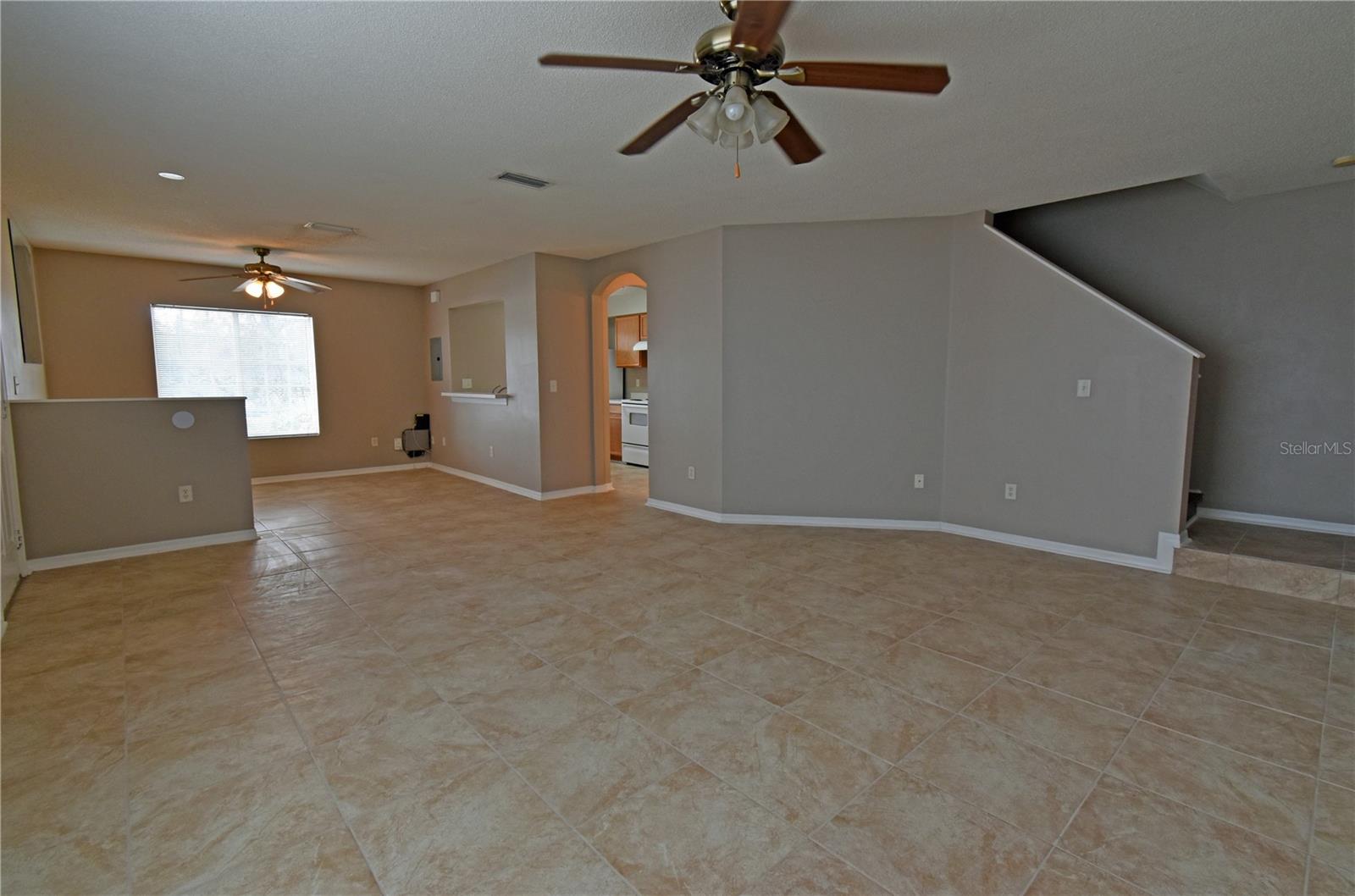 Image 17 of 32 For 4077 Dolphin Drive