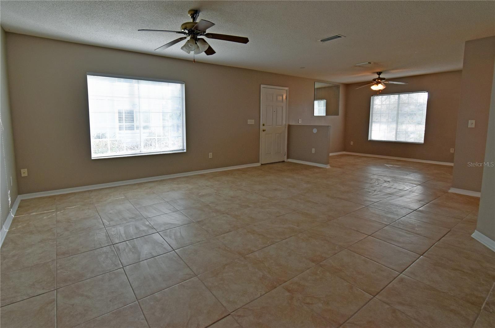 Image 19 of 32 For 4077 Dolphin Drive