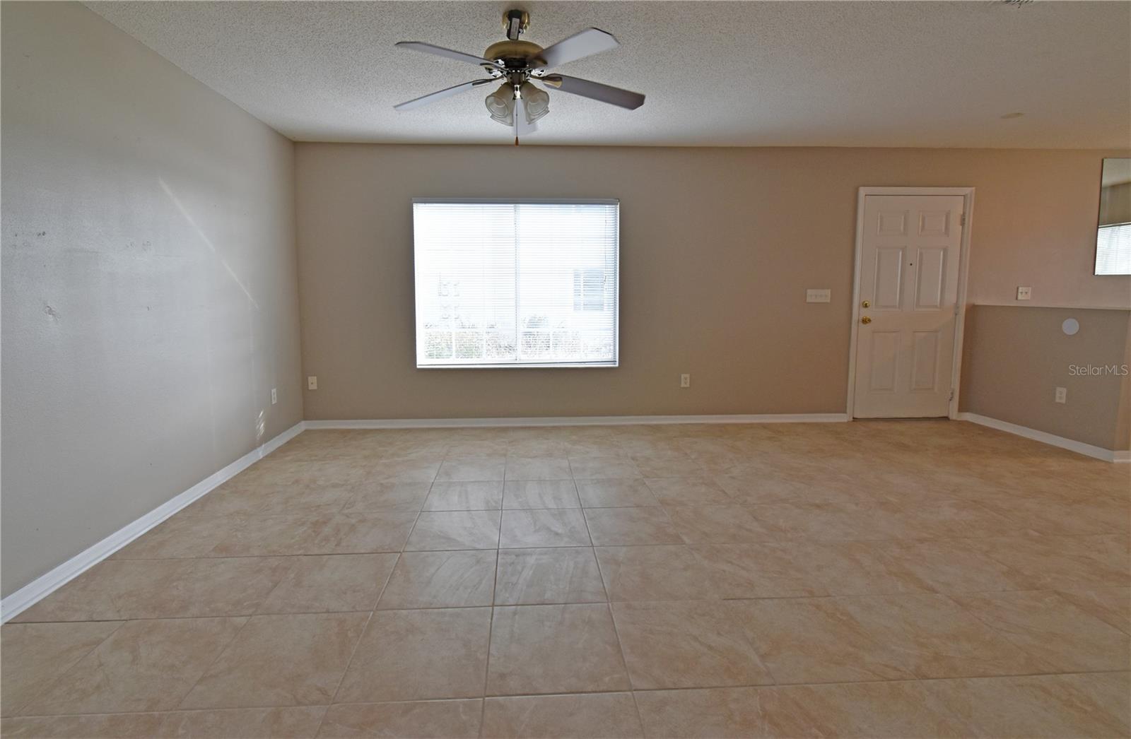 Image 20 of 32 For 4077 Dolphin Drive