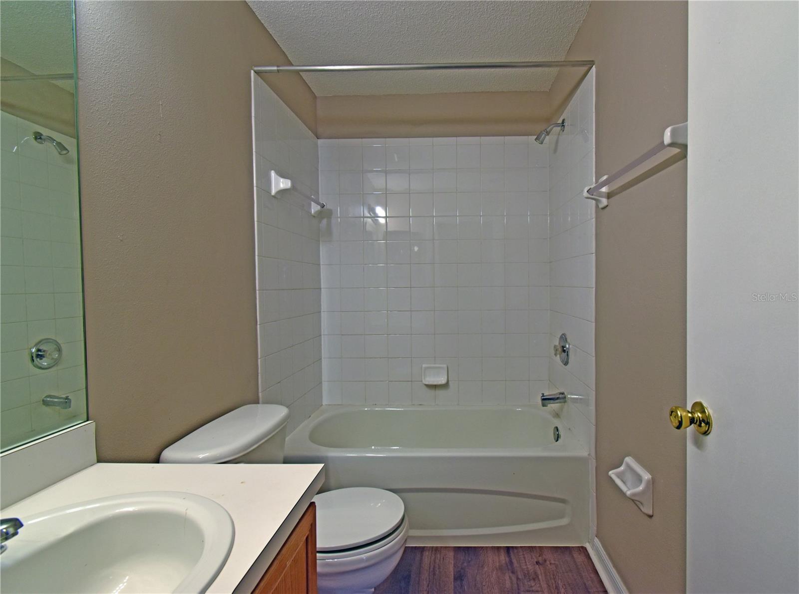 Image 23 of 32 For 4077 Dolphin Drive