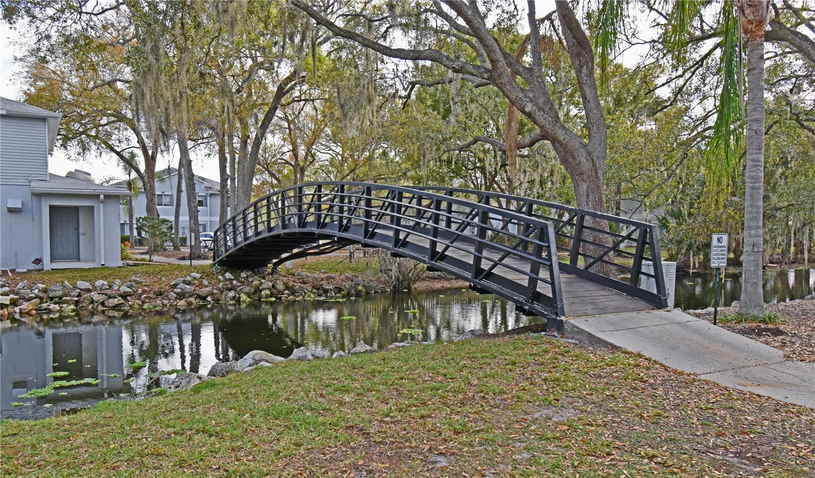 Image 5 of 32 For 4077 Dolphin Drive