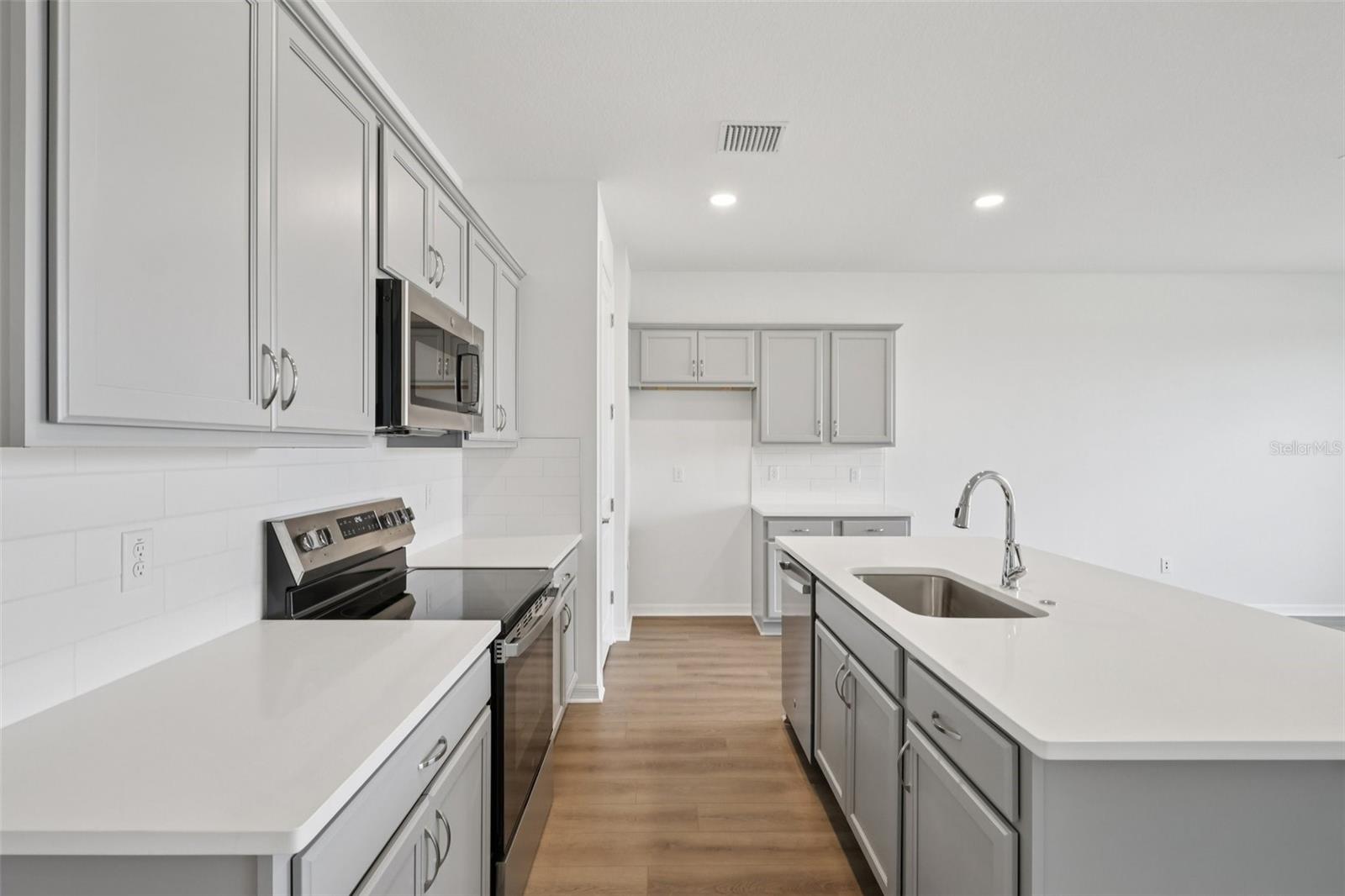 Image 6 of 43 For 31477 Spanish Mission Road