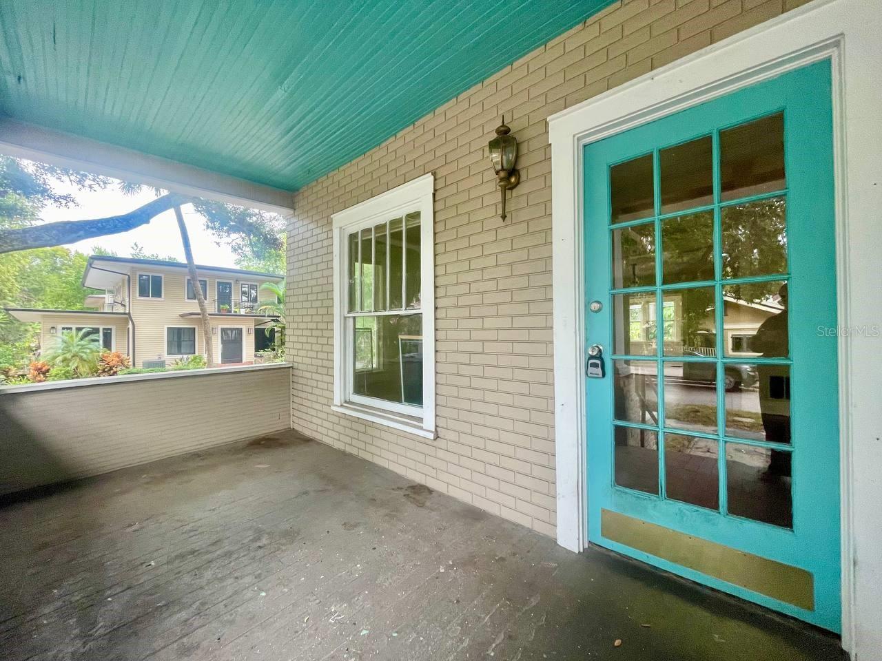 Image 2 of 32 For 557 6th Avenue N