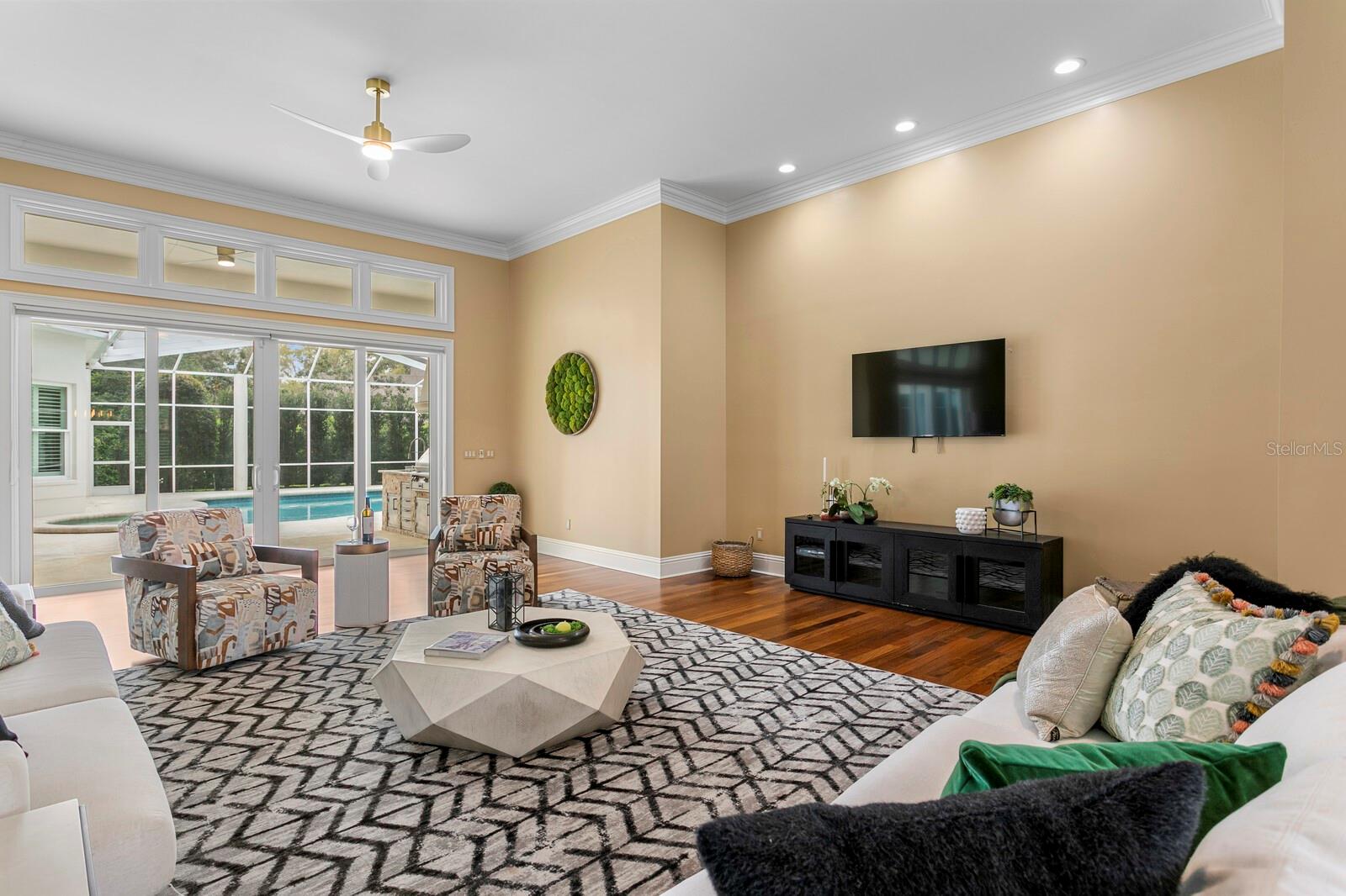 Image 14 of 46 For 16504 Avila Boulevard