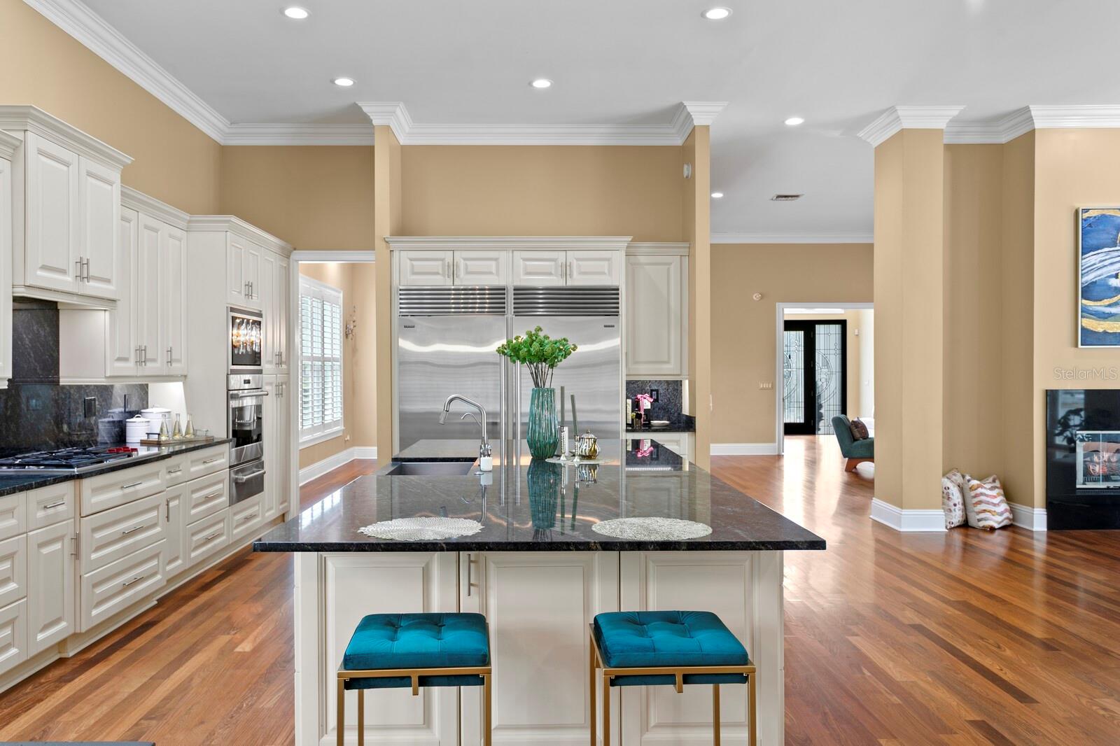 Image 21 of 46 For 16504 Avila Boulevard