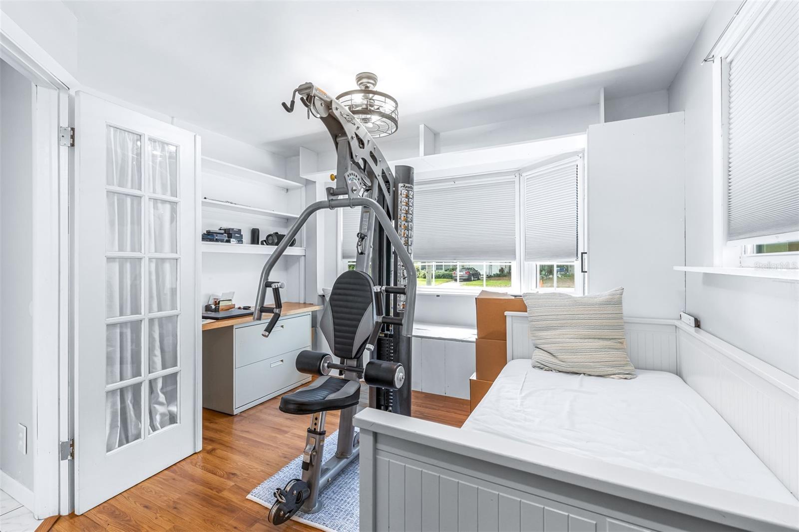 Image 9 of 14 For 222 14th Avenue Sw