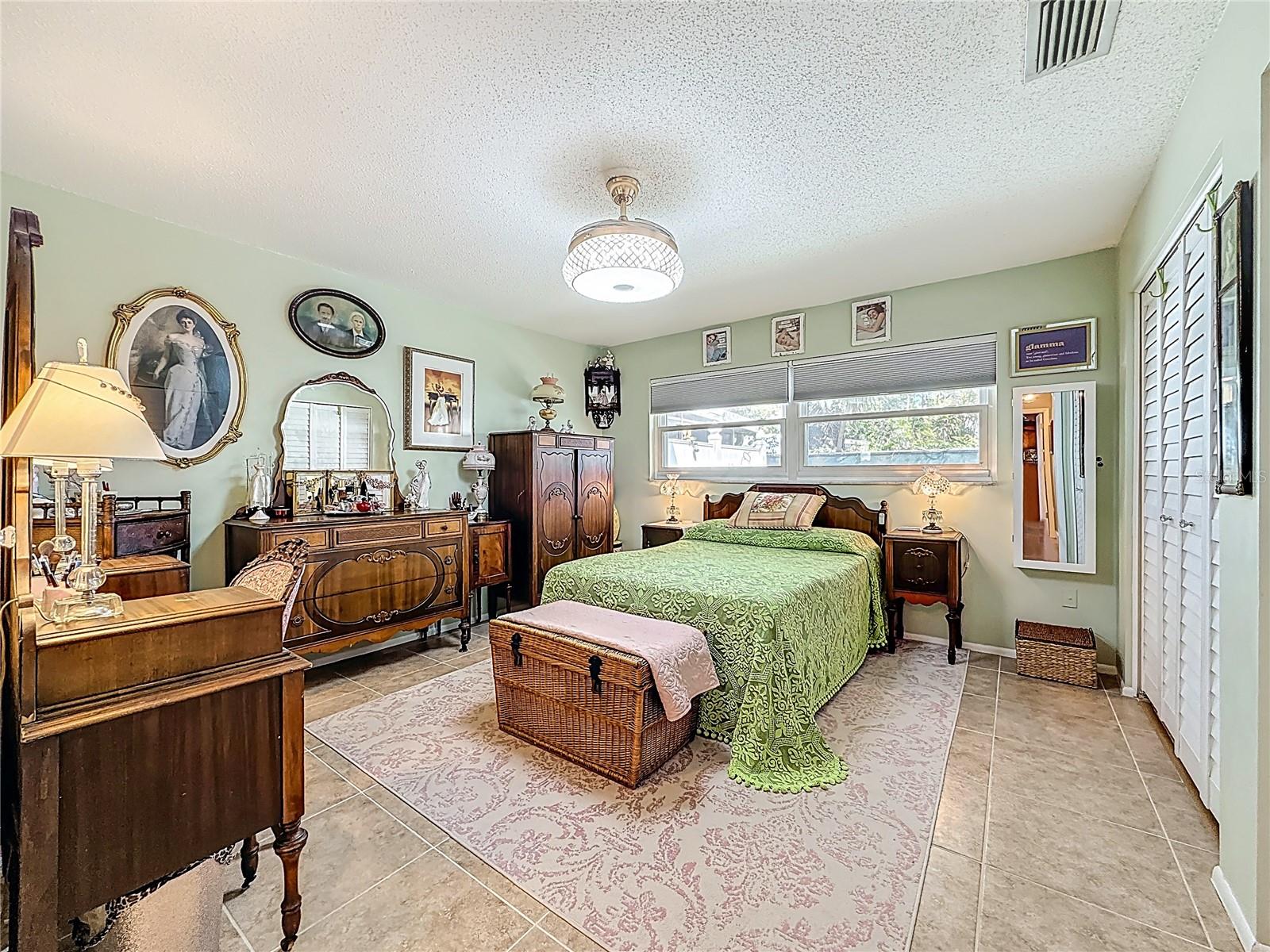 Image 19 of 54 For 304 Mindy Drive