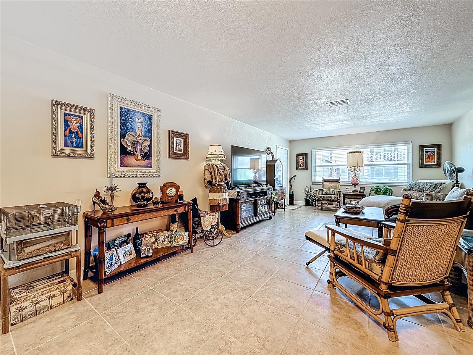 Image 7 of 54 For 304 Mindy Drive