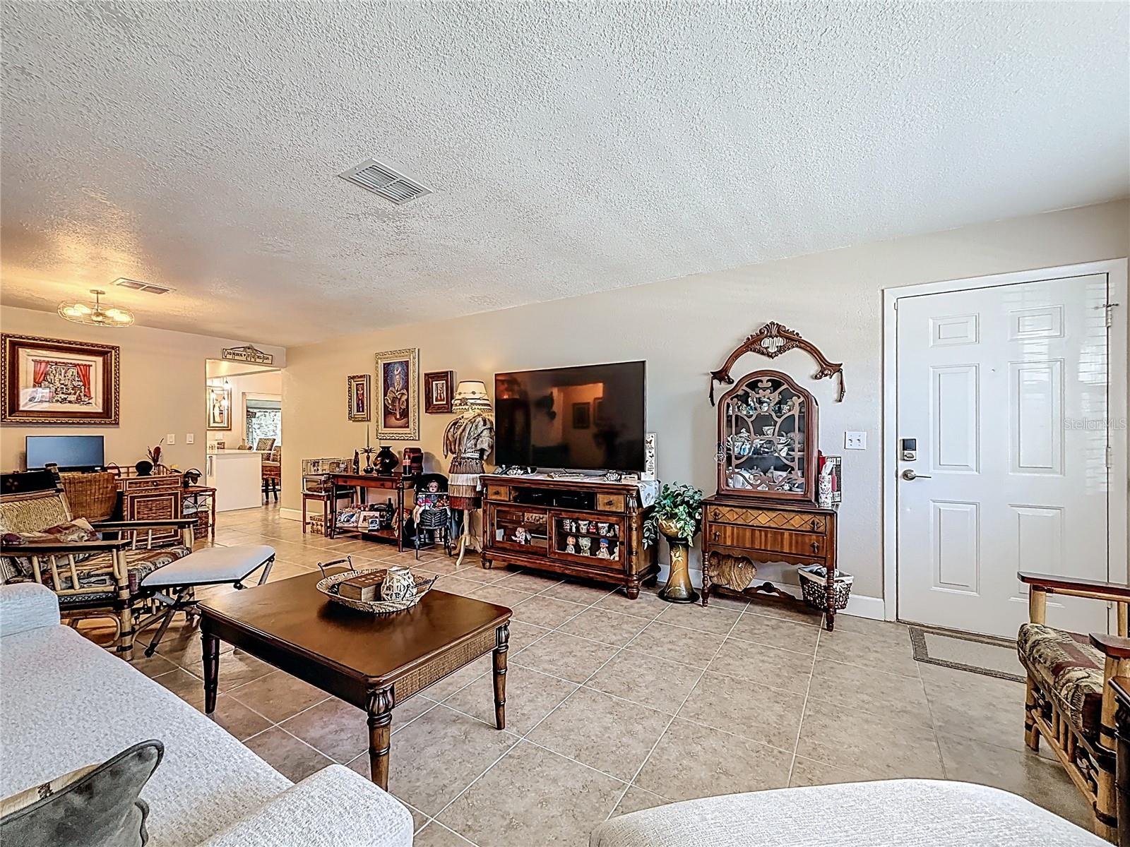 Image 8 of 54 For 304 Mindy Drive