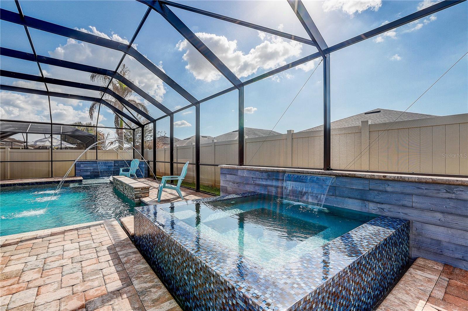 Image 15 of 54 For 1014 Night Song Street