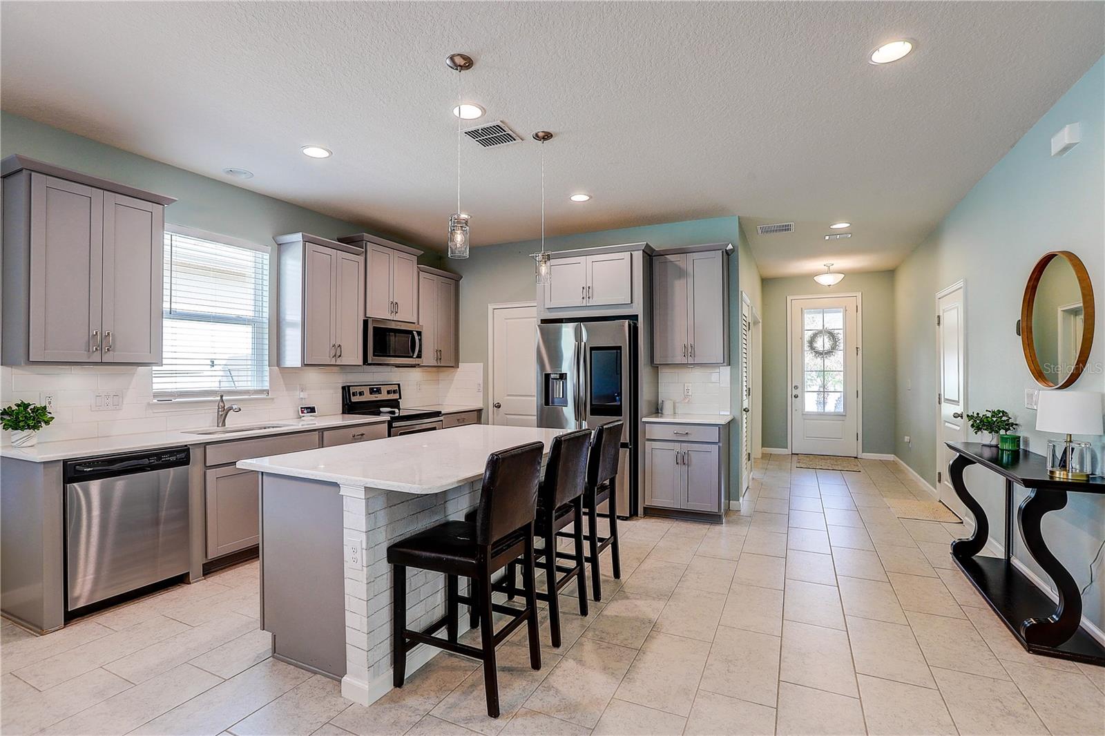 Image 19 of 54 For 1014 Night Song Street