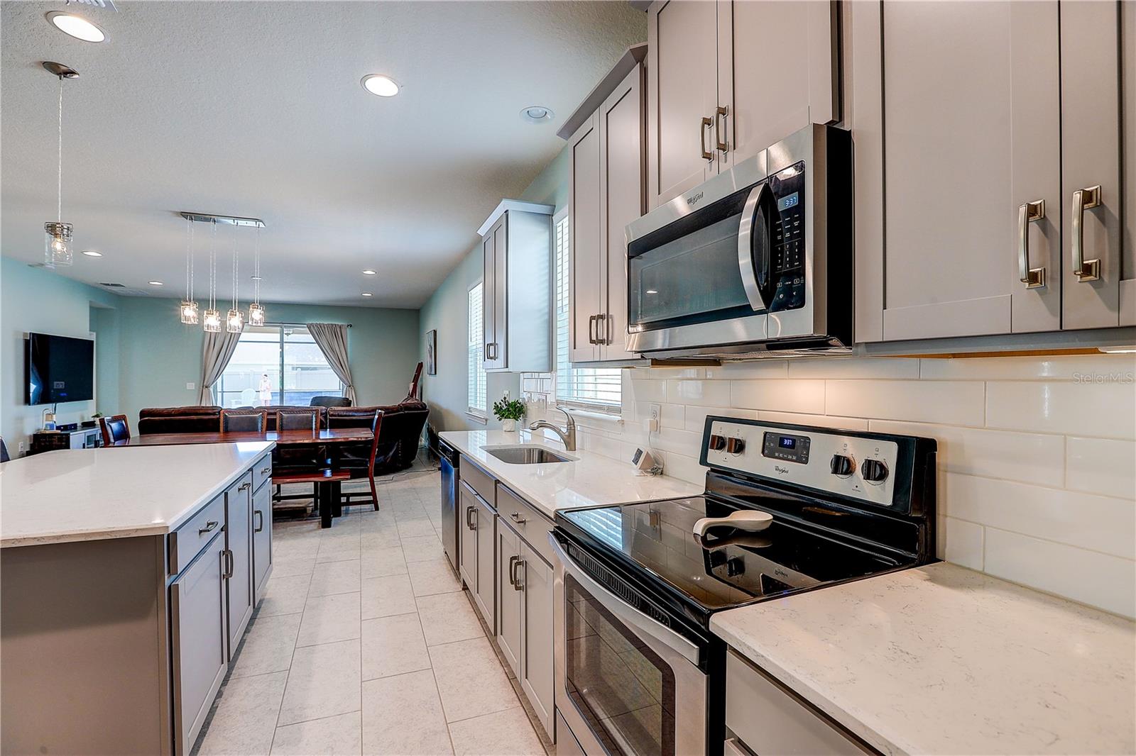 Image 20 of 54 For 1014 Night Song Street