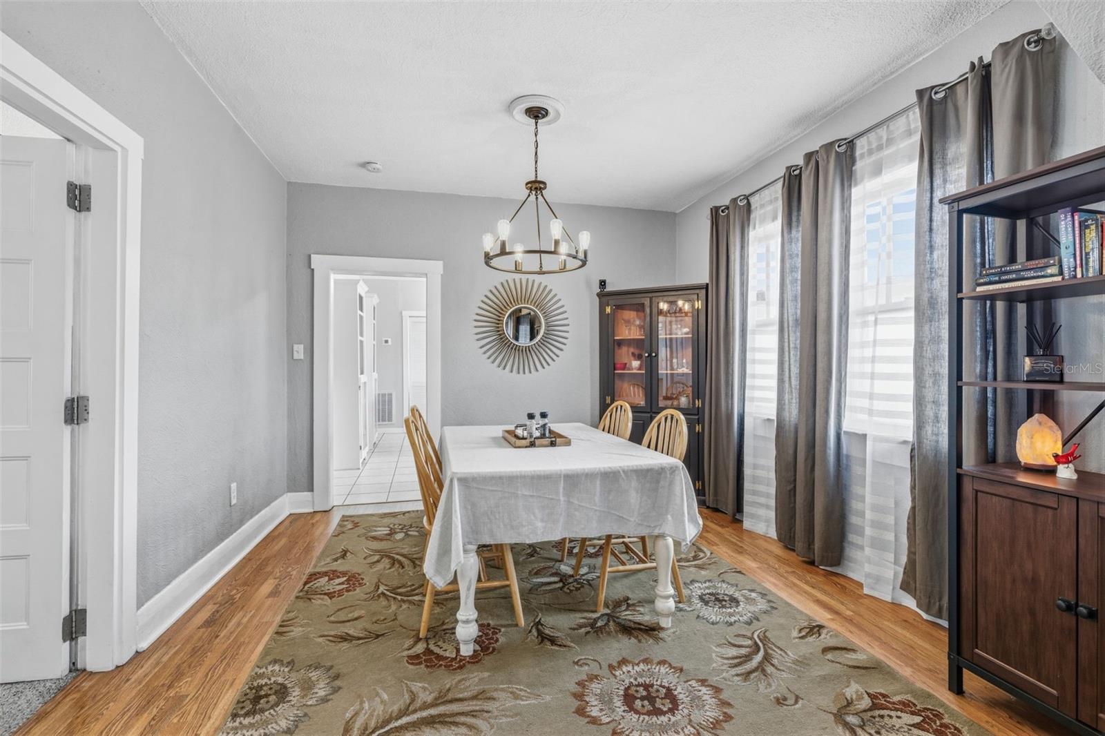 Image 12 of 35 For 308 Westland Avenue