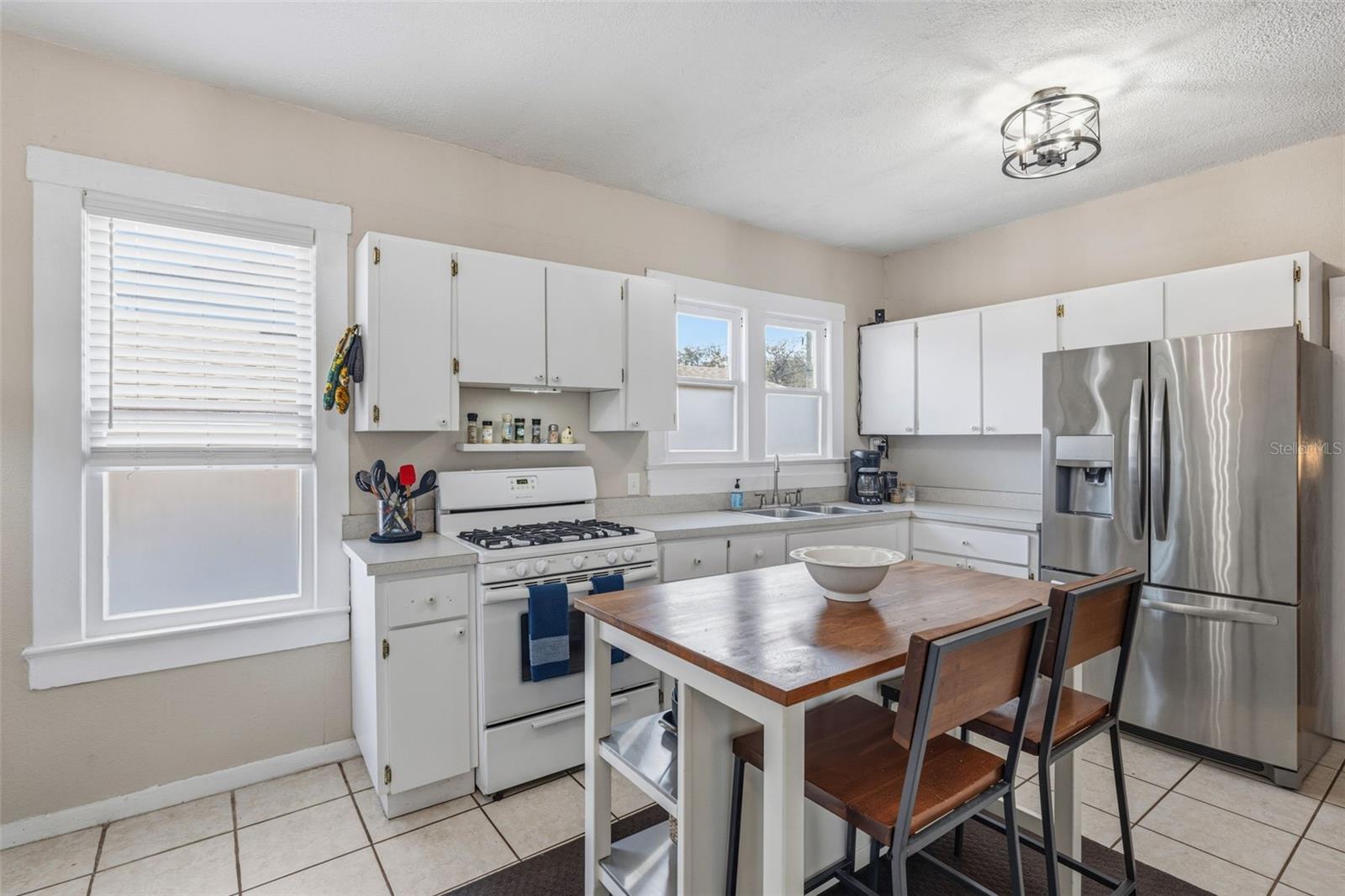 Image 14 of 35 For 308 Westland Avenue