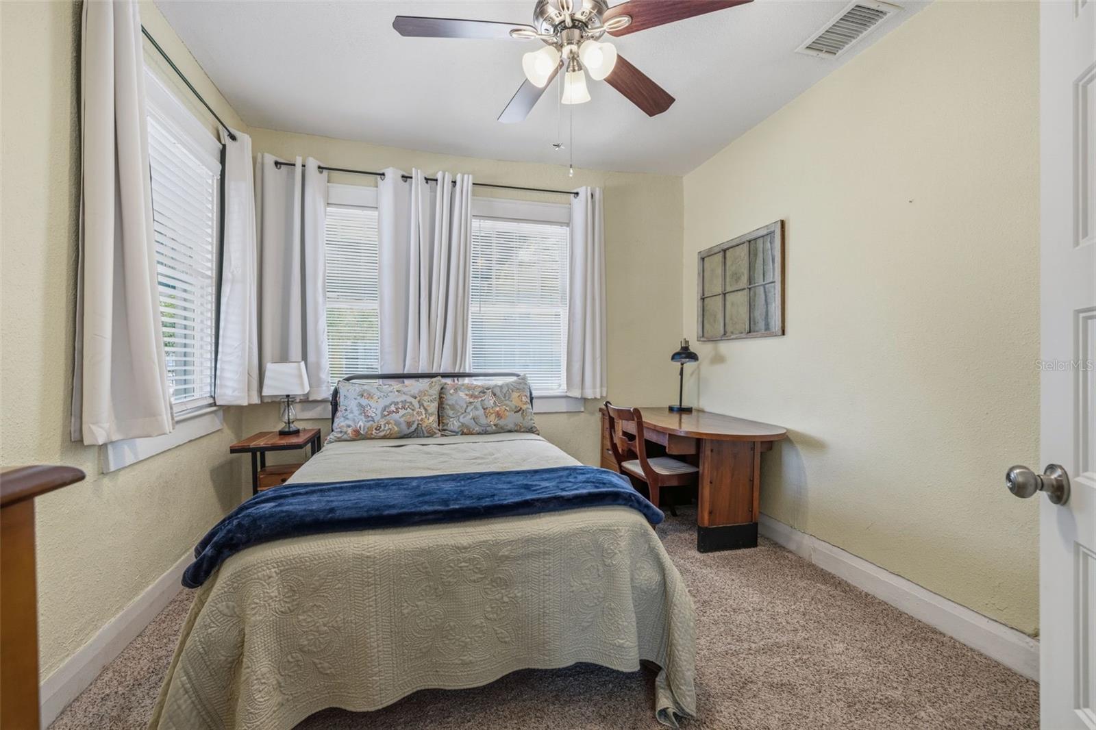 Image 22 of 35 For 308 Westland Avenue