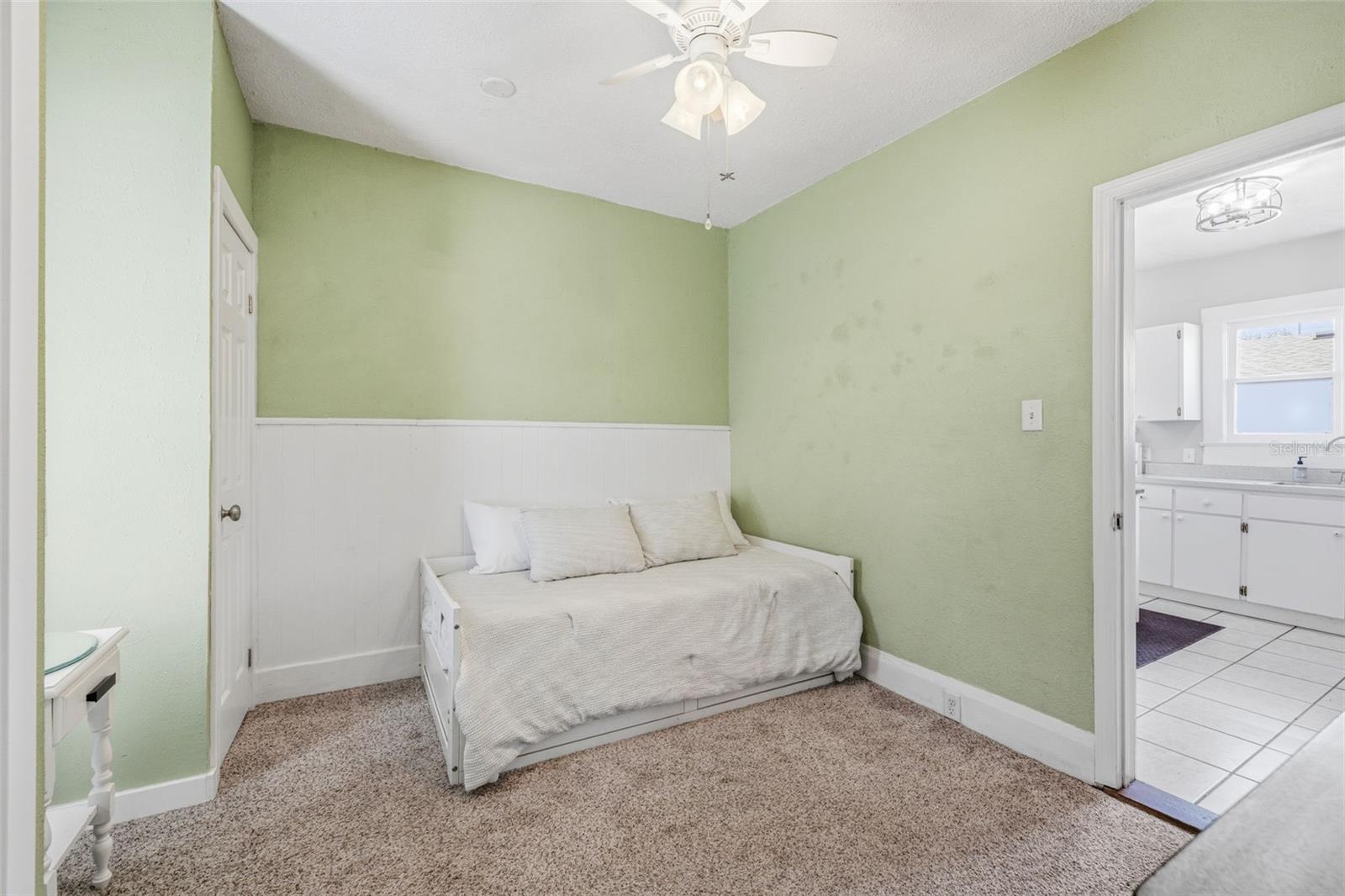 Image 24 of 35 For 308 Westland Avenue