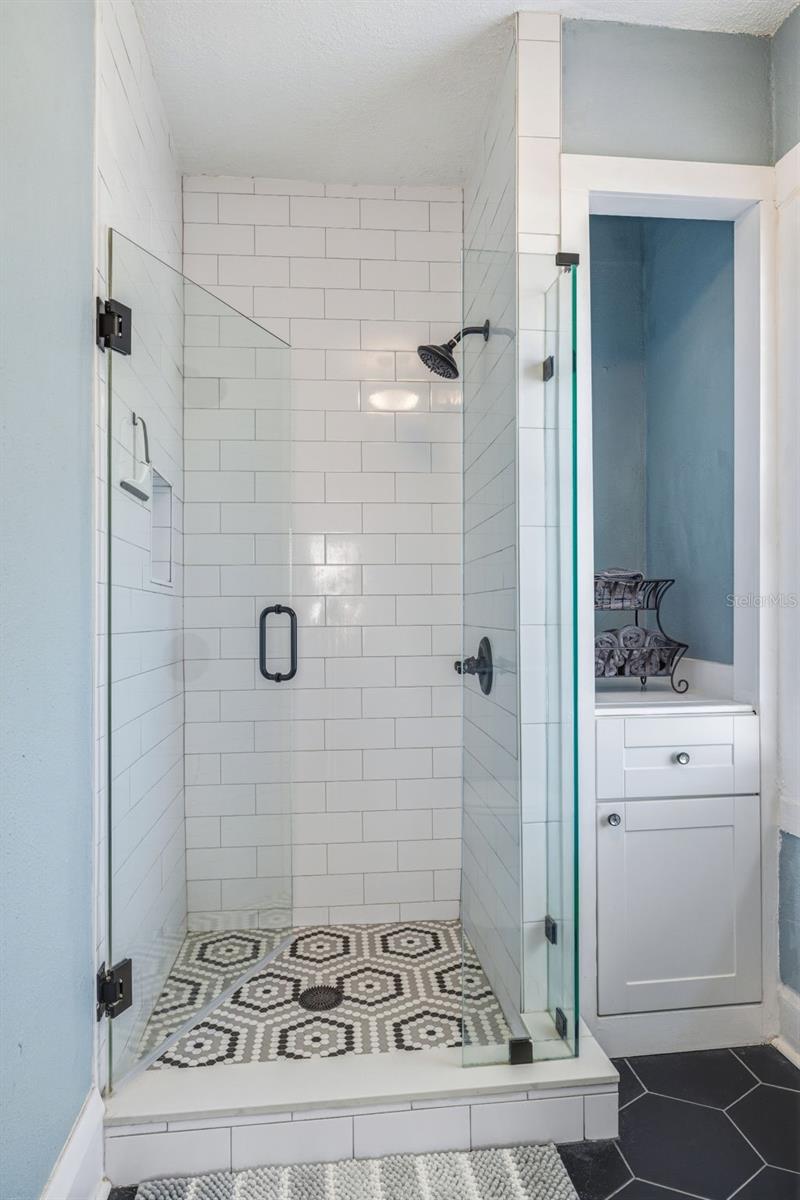 Image 27 of 35 For 308 Westland Avenue