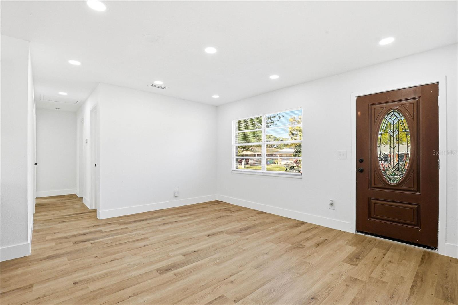 Image 11 of 45 For 13657 120th Lane