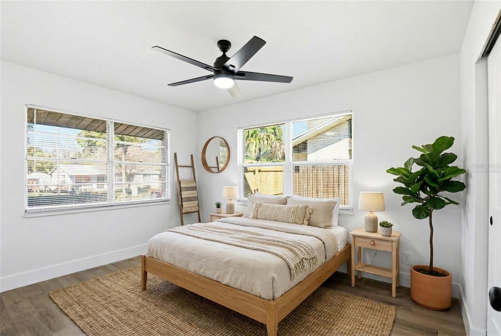 Image 21 of 45 For 13657 120th Lane