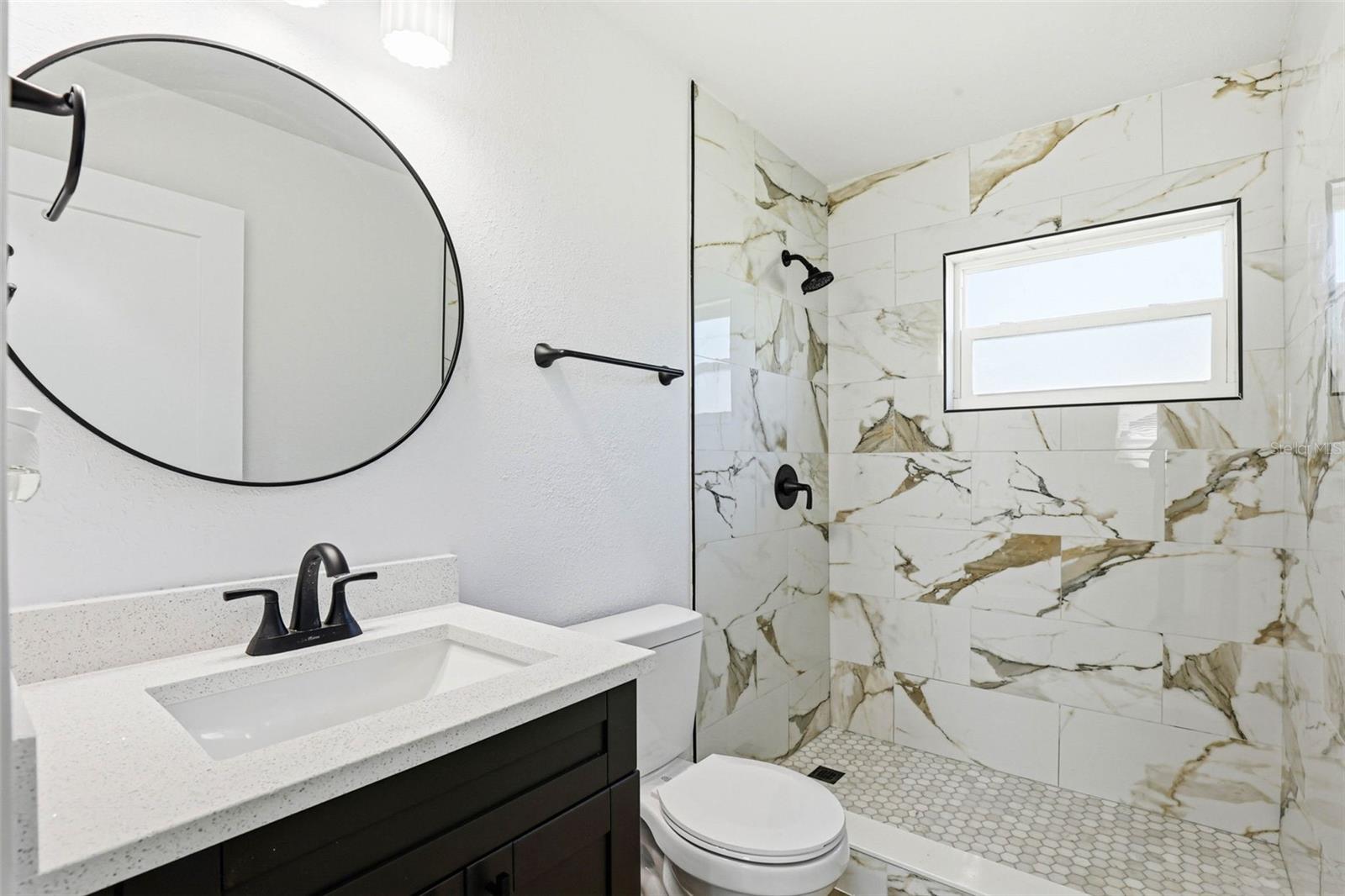 Image 25 of 45 For 13657 120th Lane