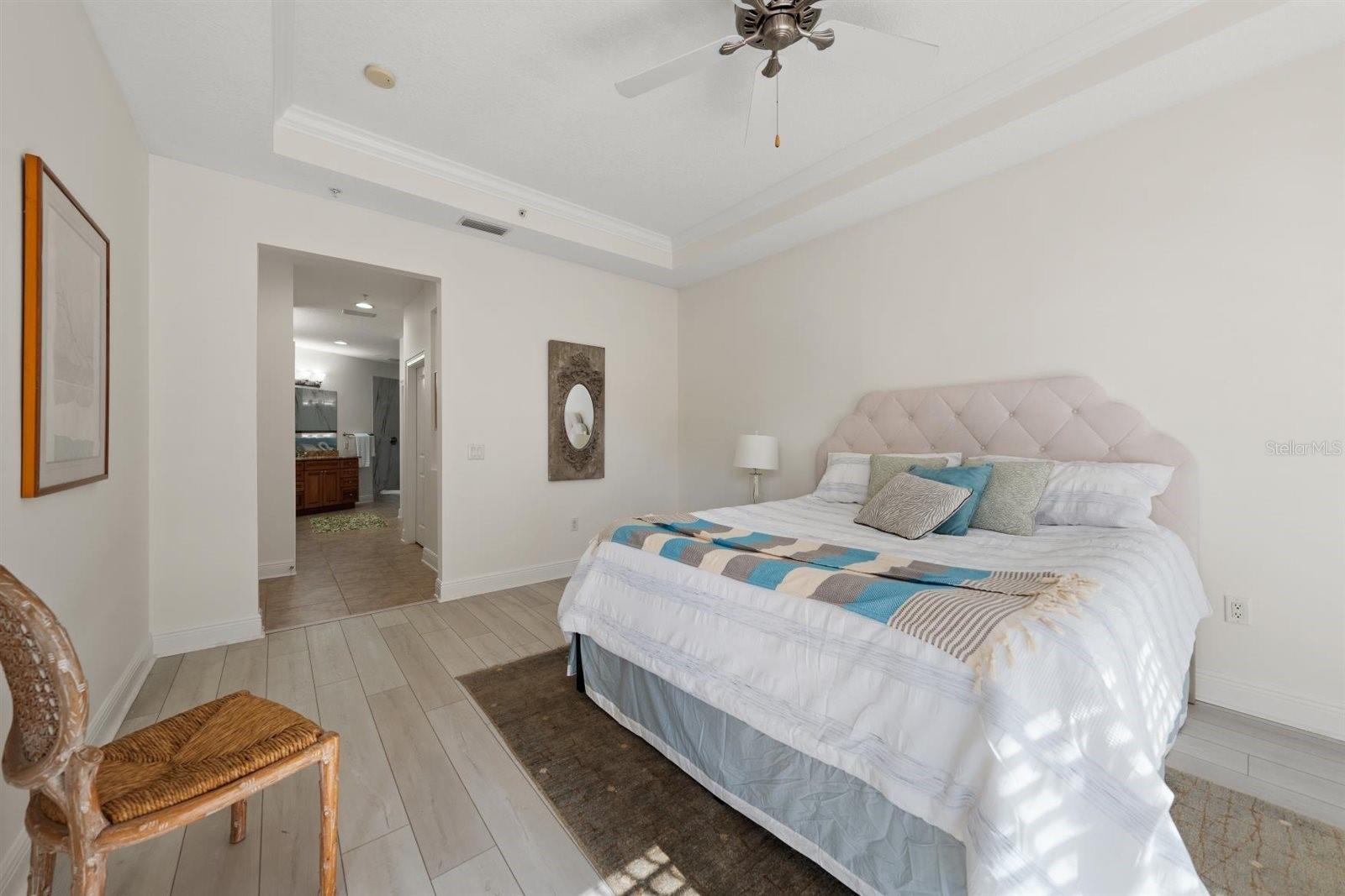 Image 21 of 42 For 1030 Bellasol Way 3201