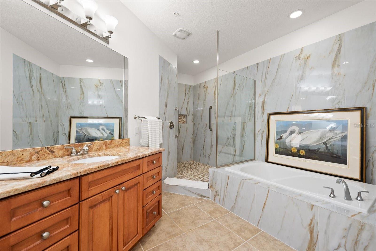 Image 24 of 42 For 1030 Bellasol Way 3201