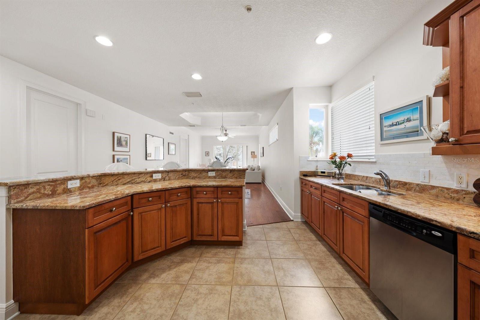 Image 34 of 42 For 1030 Bellasol Way 3201