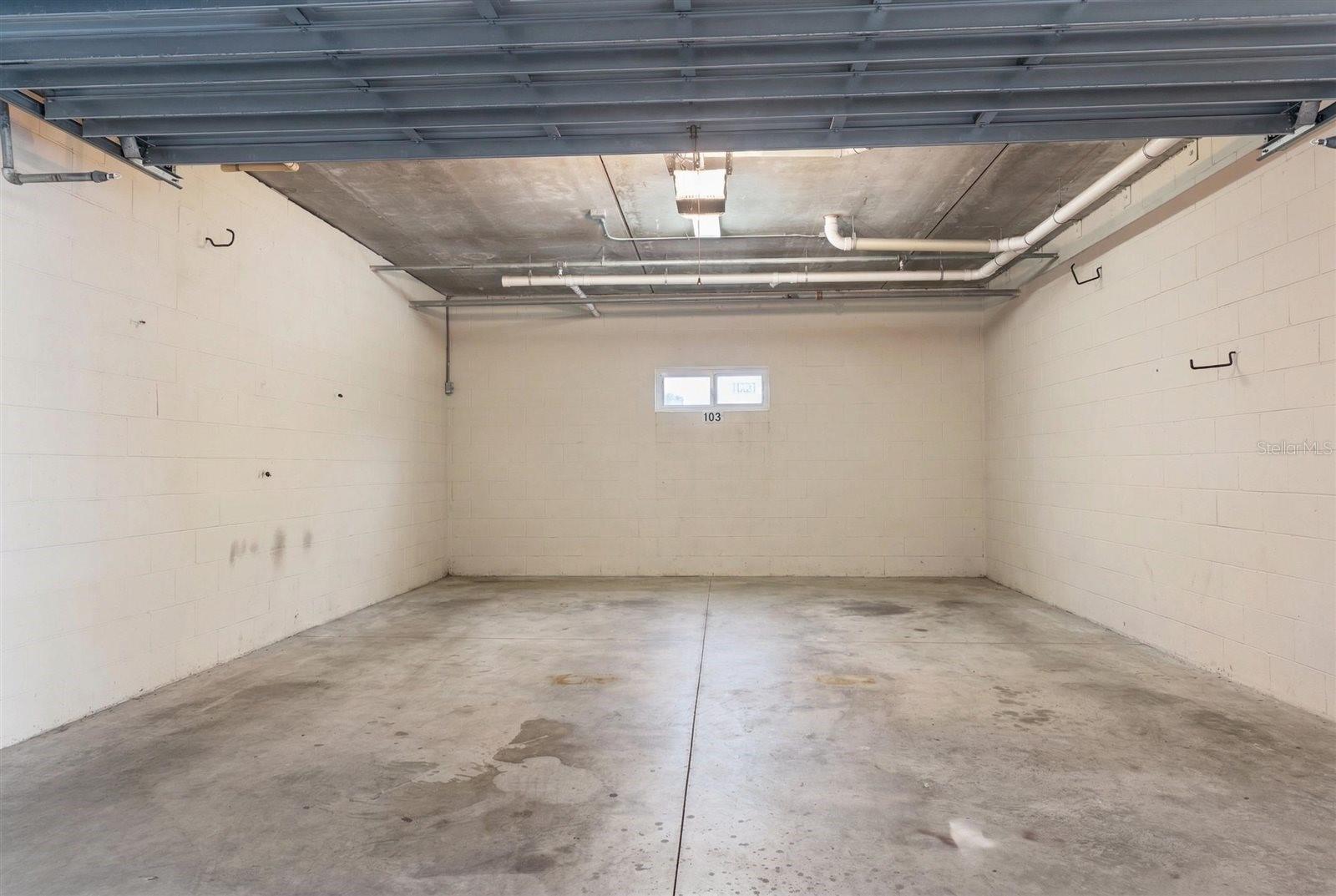 Image 6 of 42 For 1030 Bellasol Way 3201