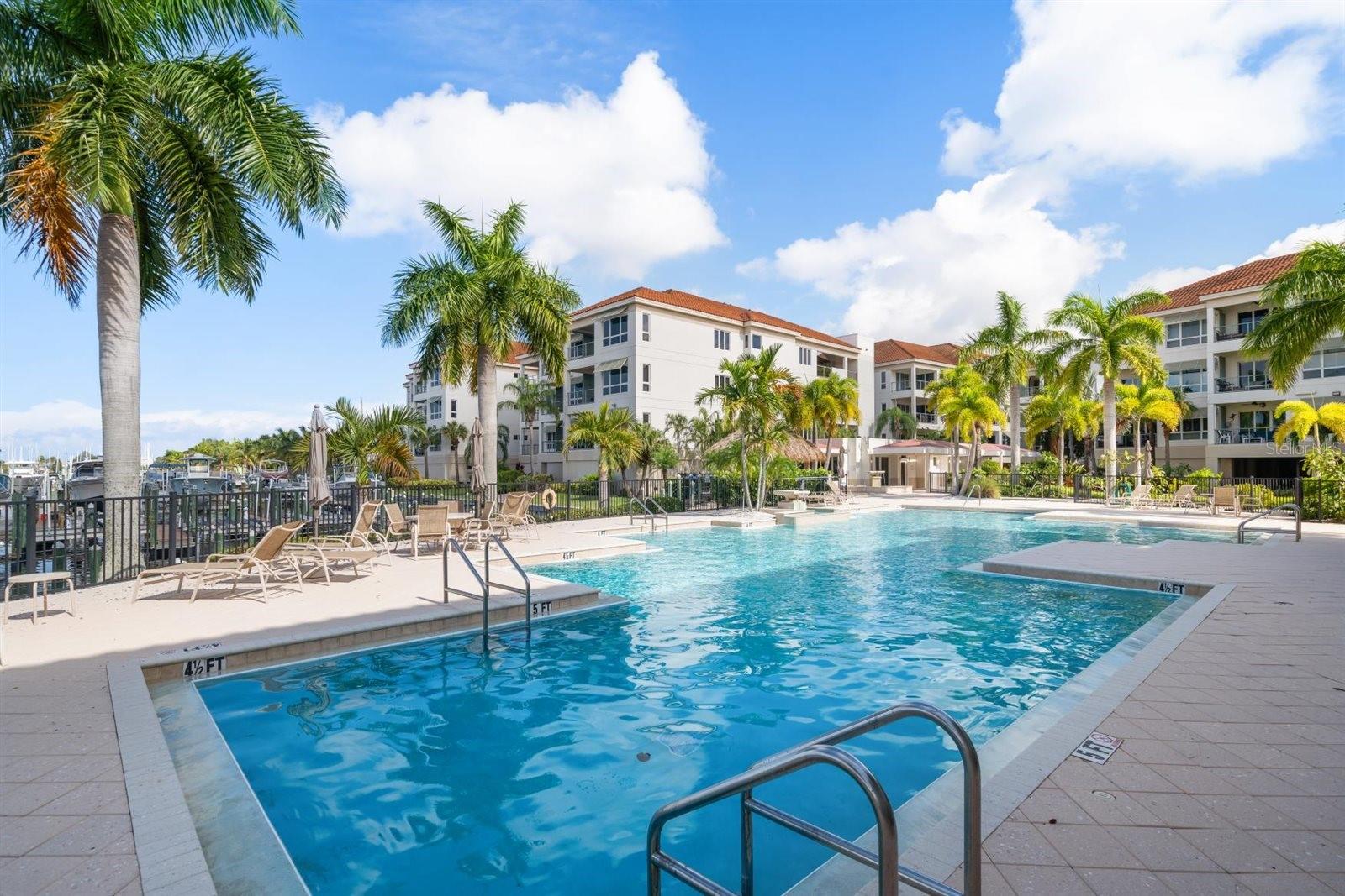 Image 8 of 42 For 1030 Bellasol Way 3201