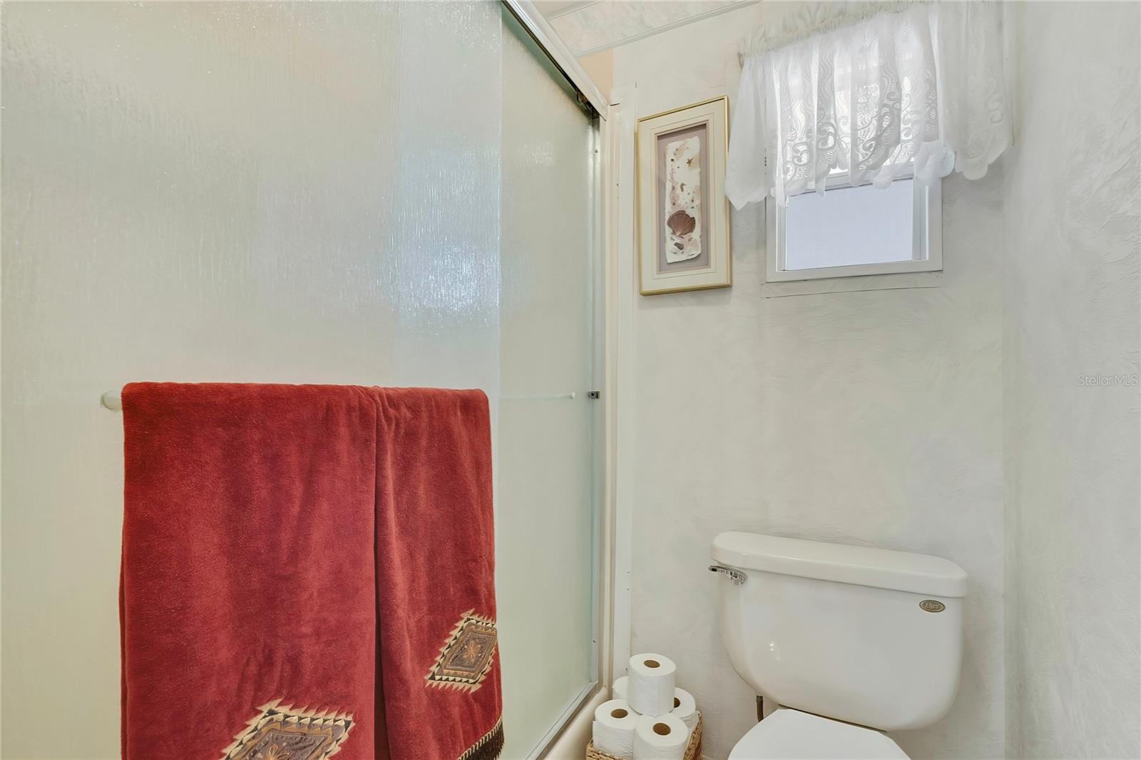 Image 24 of 40 For 4809 Empress Lane