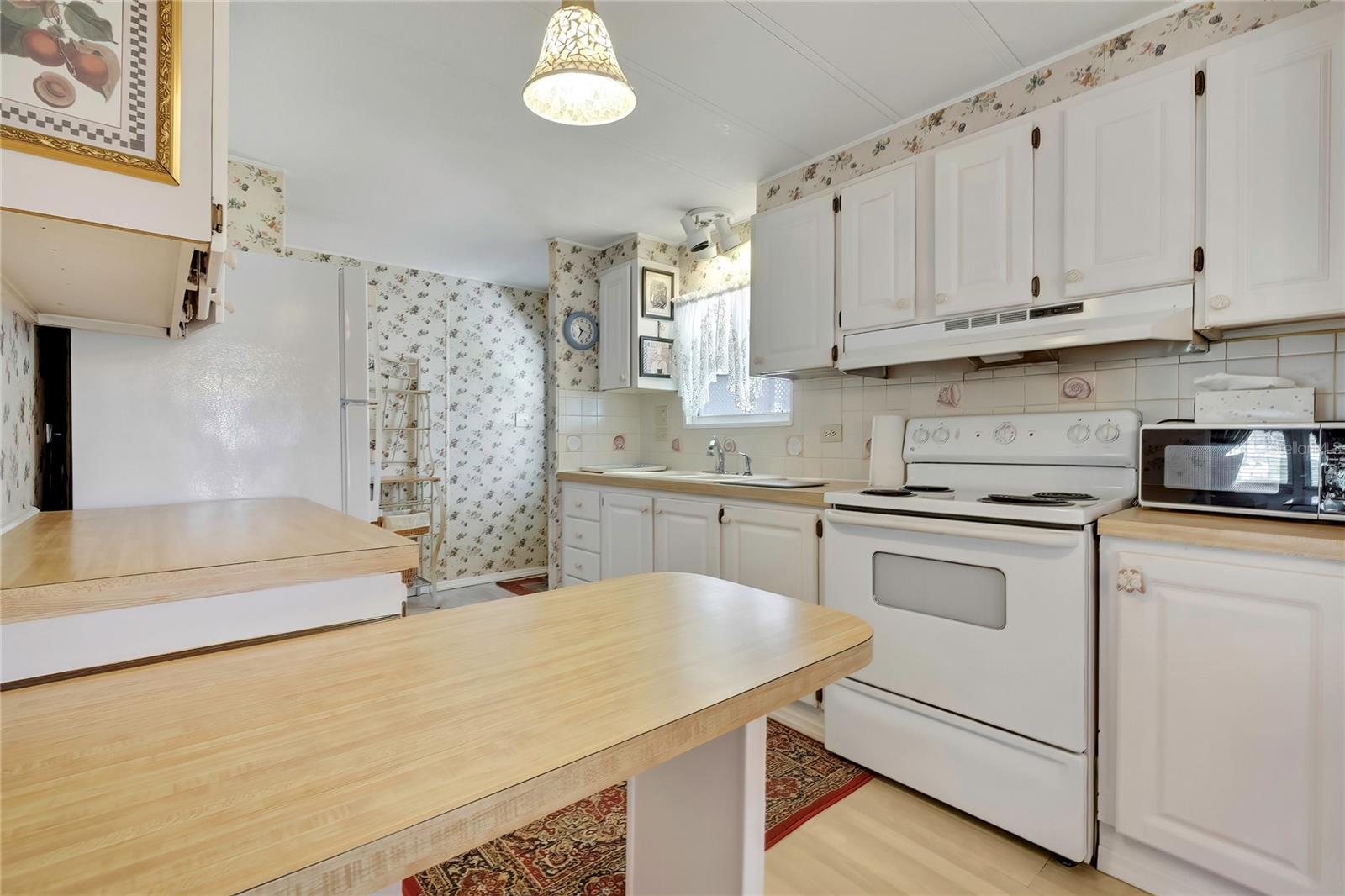 Image 9 of 40 For 4809 Empress Lane