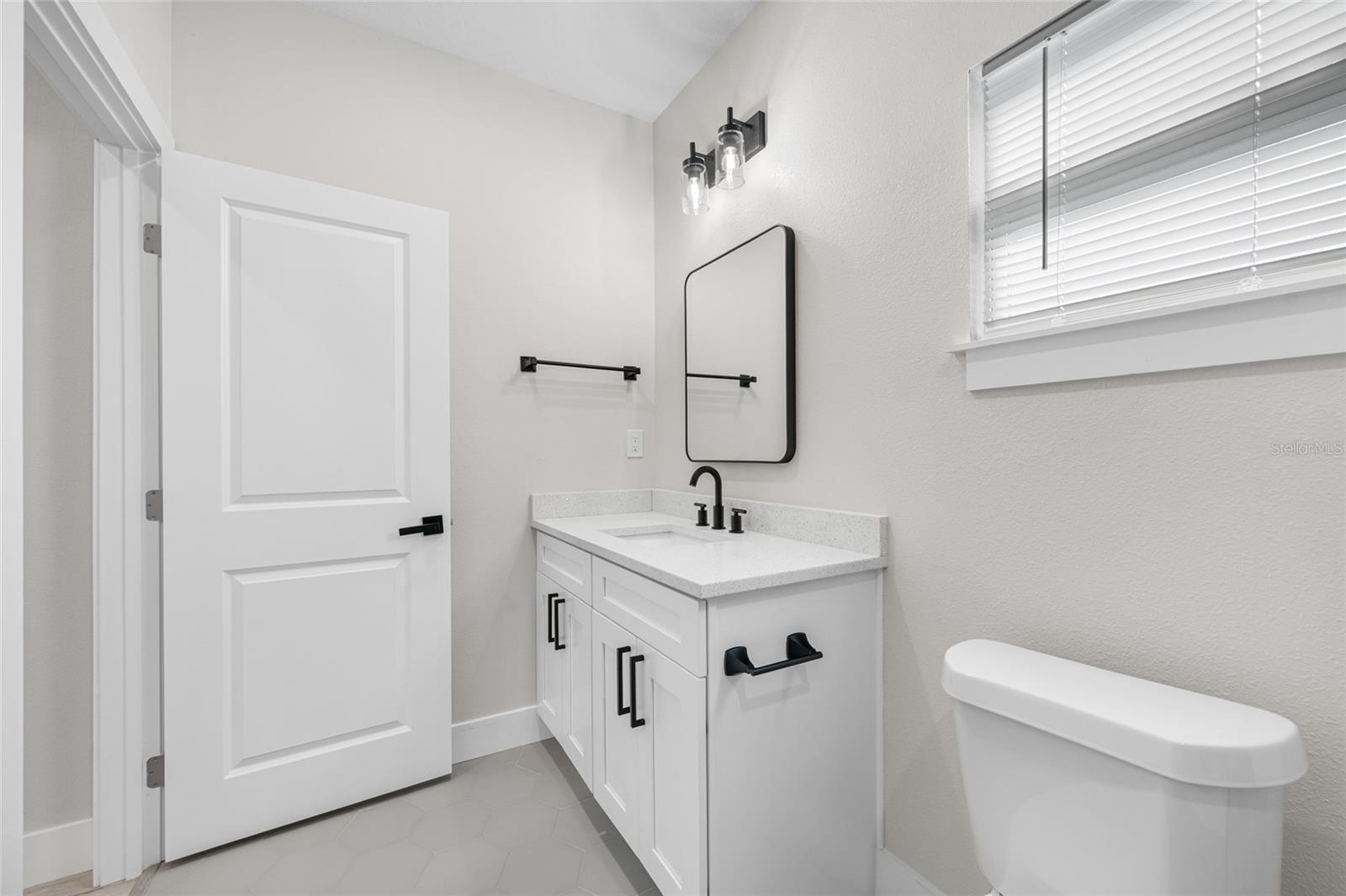 Image 12 of 48 For 2738 16th Avenue N