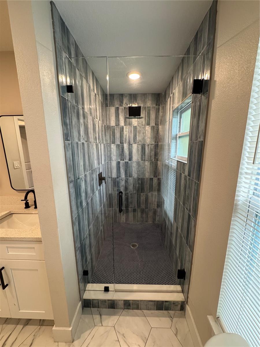 Image 40 of 48 For 2738 16th Avenue N