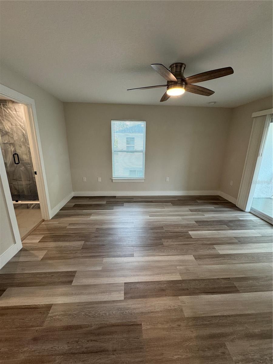 Image 43 of 48 For 2738 16th Avenue N