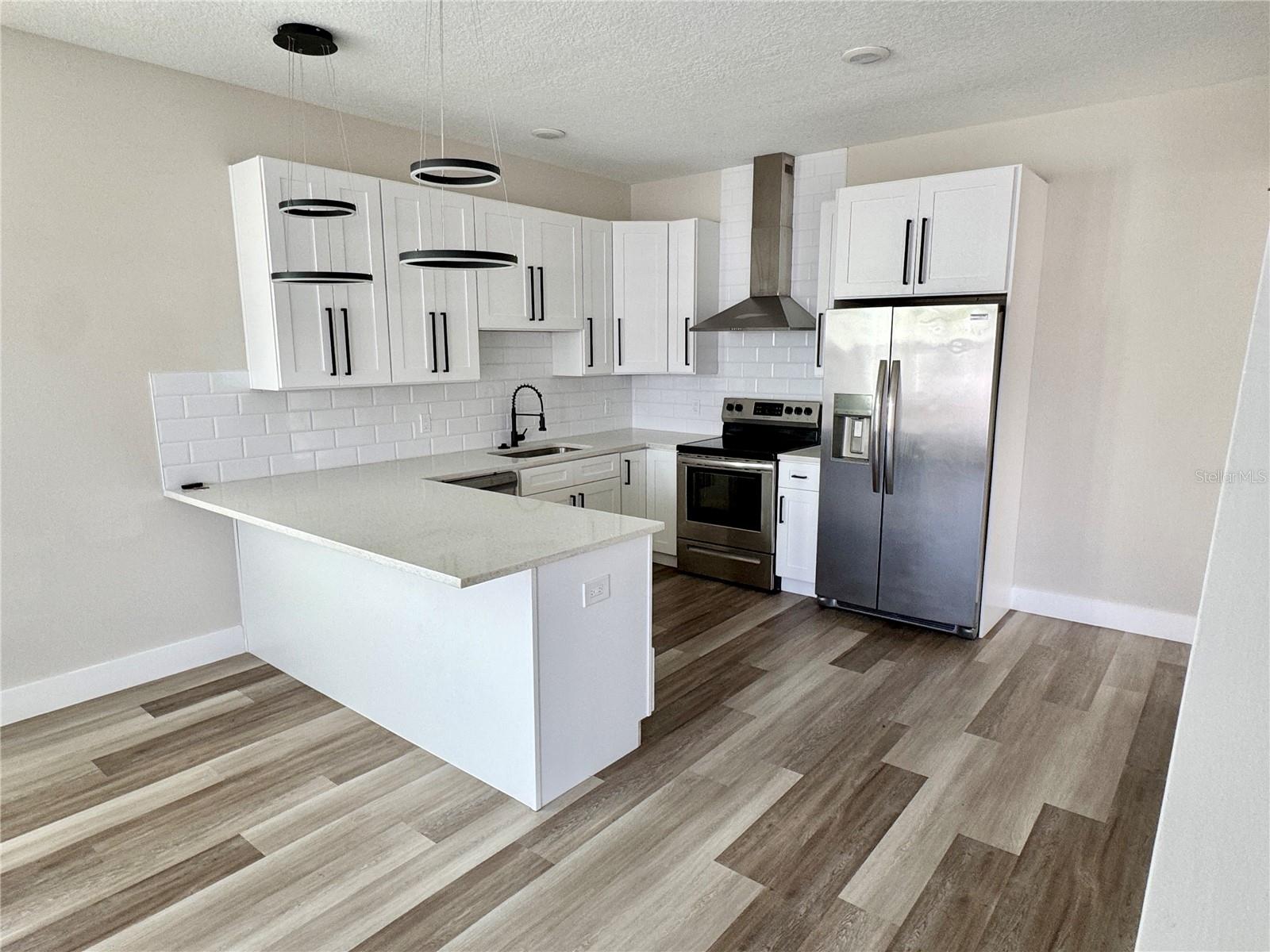 Image 5 of 48 For 2738 16th Avenue N