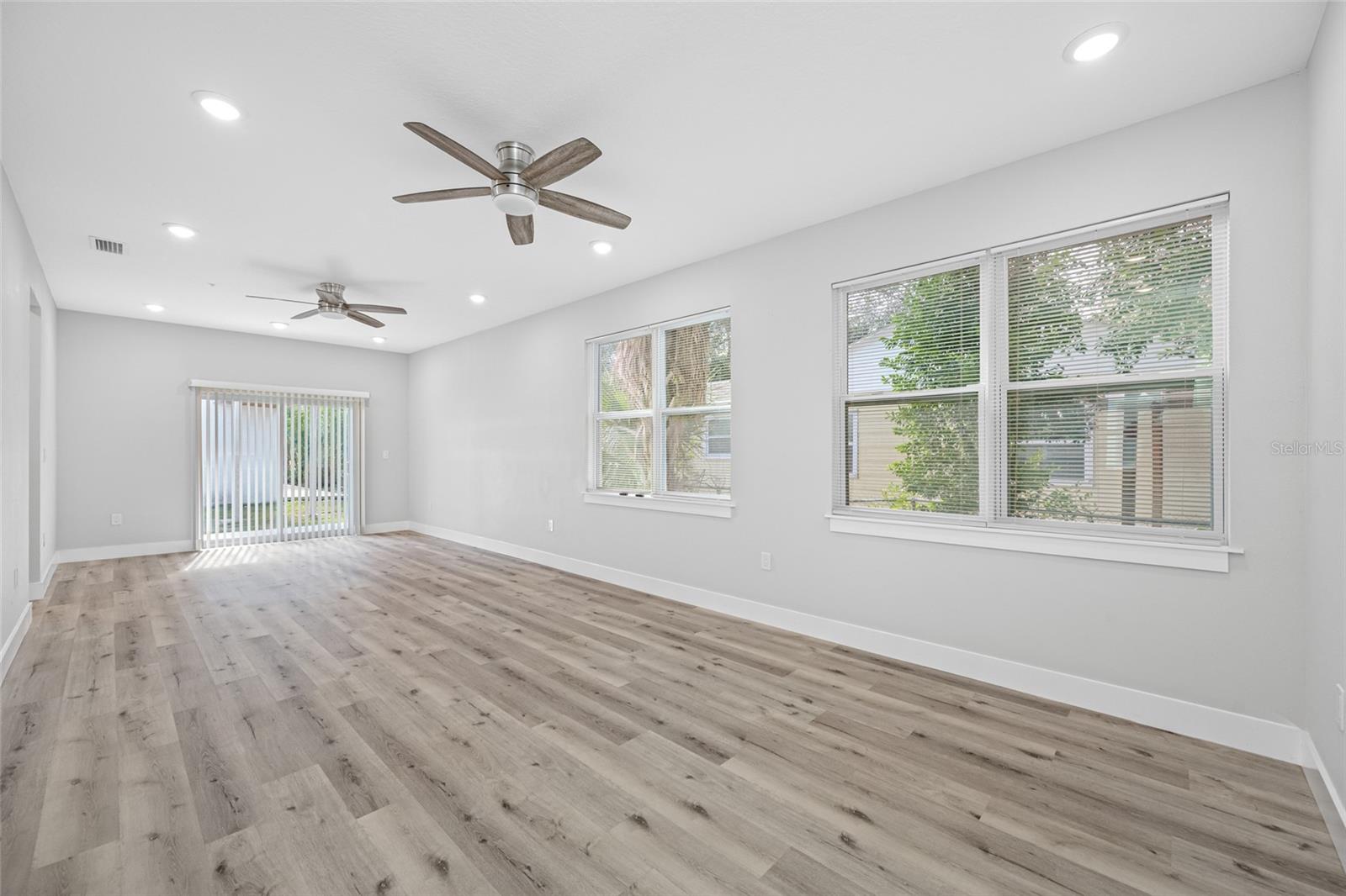 Image 8 of 48 For 2738 16th Avenue N