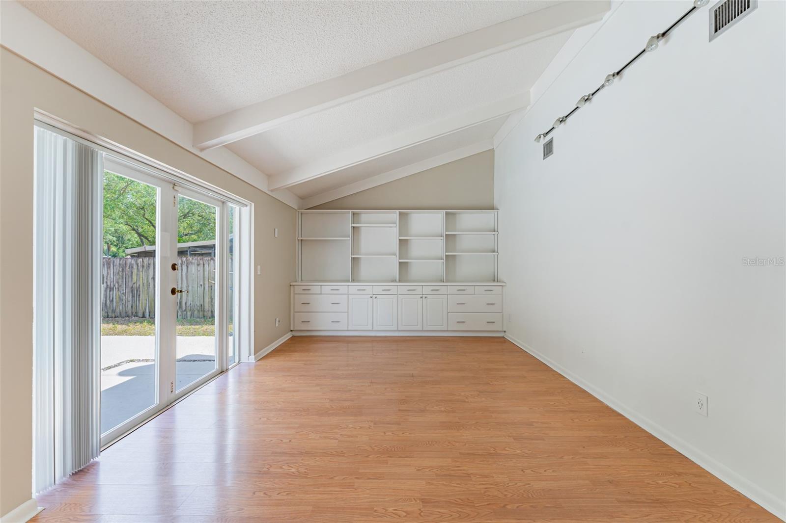 Image 18 of 59 For 16203 Fantasia Drive